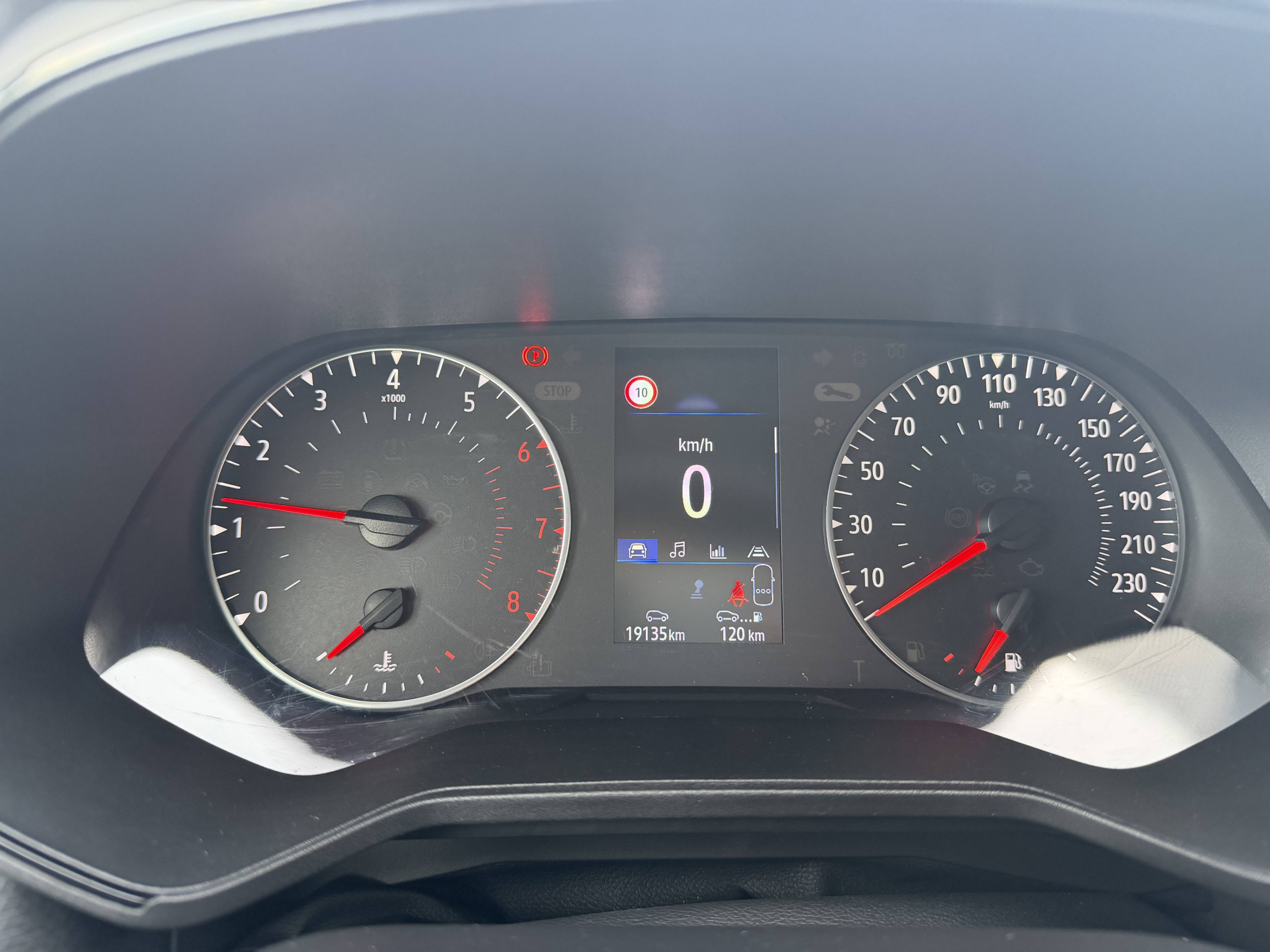 Vente en ligne Renault Clio 5 Clio TCe 90 au prix de 14 990 €