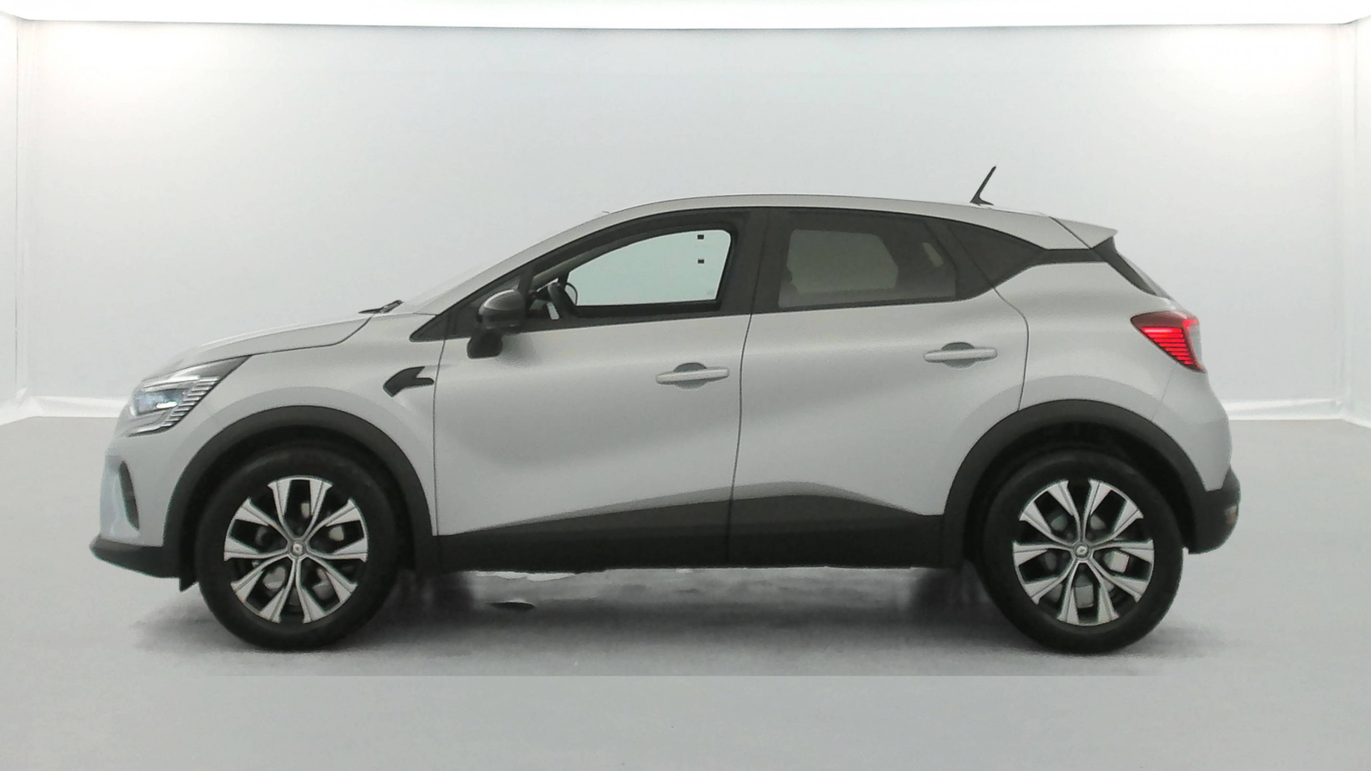 Vente en ligne Renault Captur  TCe 90 au prix de 17 650 €