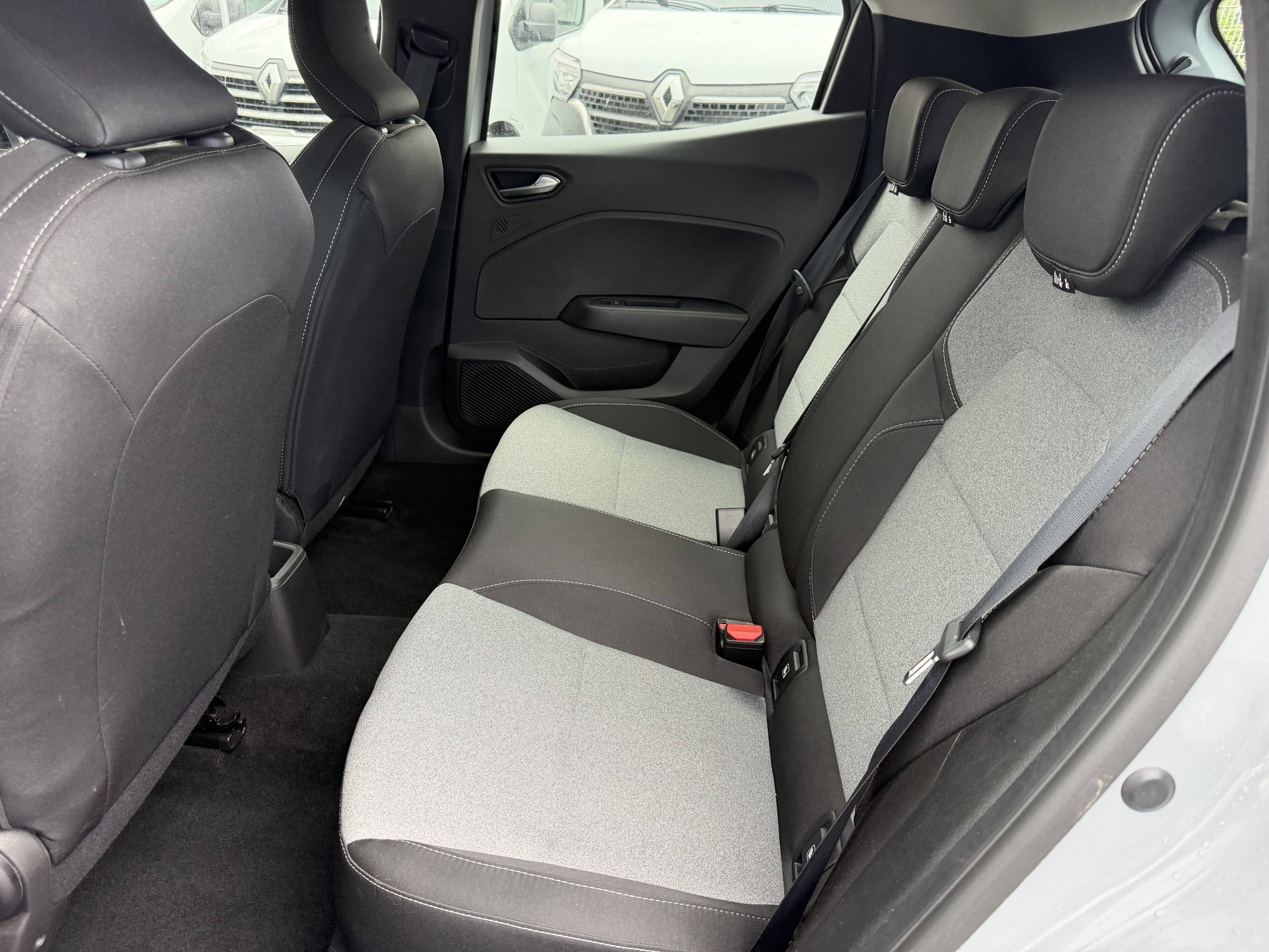 Vente en ligne Renault Clio 5 Clio SCe 65 ch GSR2 au prix de 15 390 €