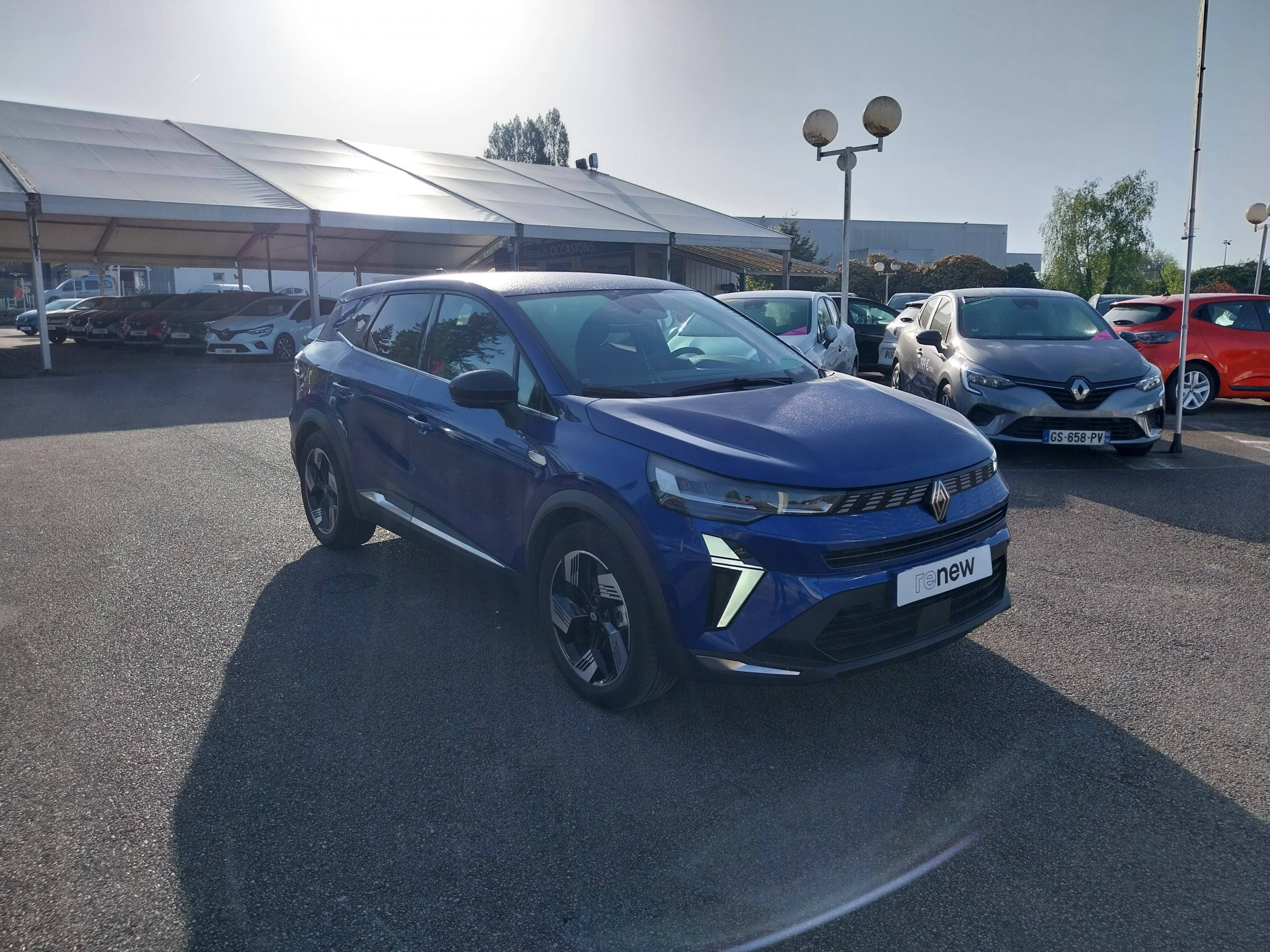 Vente en ligne Renault Symbioz  E-Tech full hybrid 145 au prix de 26 990 €