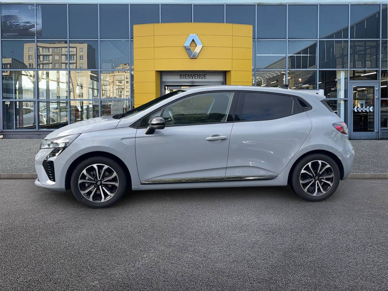 Vente en ligne Renault Clio 5 Clio E-Tech full hybrid 145 ch GSR2 au prix de 21 990 €