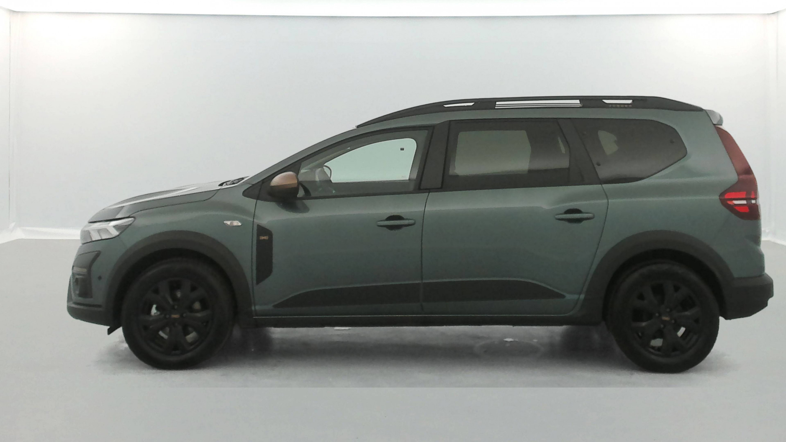 Vente en ligne Dacia Jogger  Hybrid 140 7 places GSR2 au prix de 23 890 €