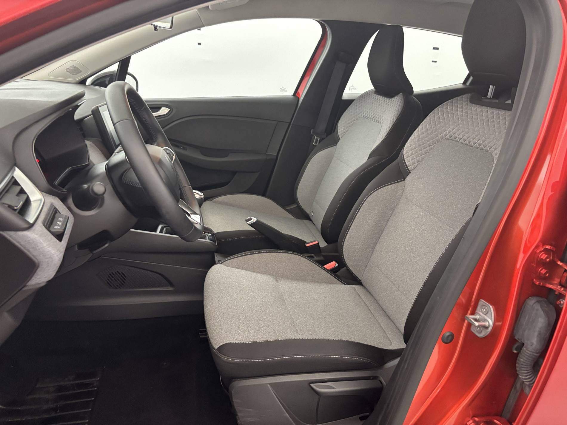 Vente en ligne Renault Clio 5 Clio Blue dCi 100 ch GSR2 au prix de 18 791 €