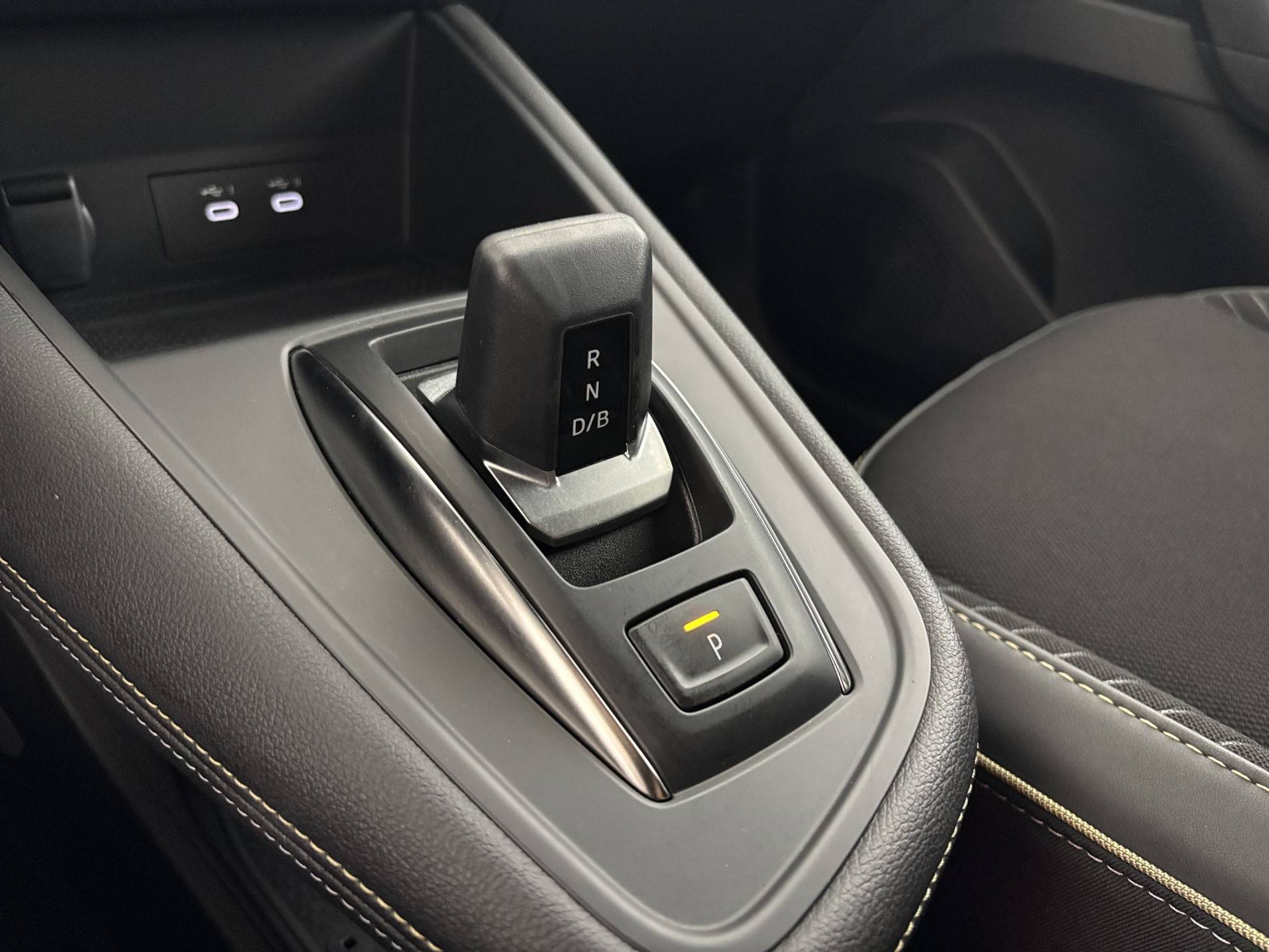 Vente en ligne Renault Symbioz  E-Tech full hybrid 160 ch au prix de 31 990 €