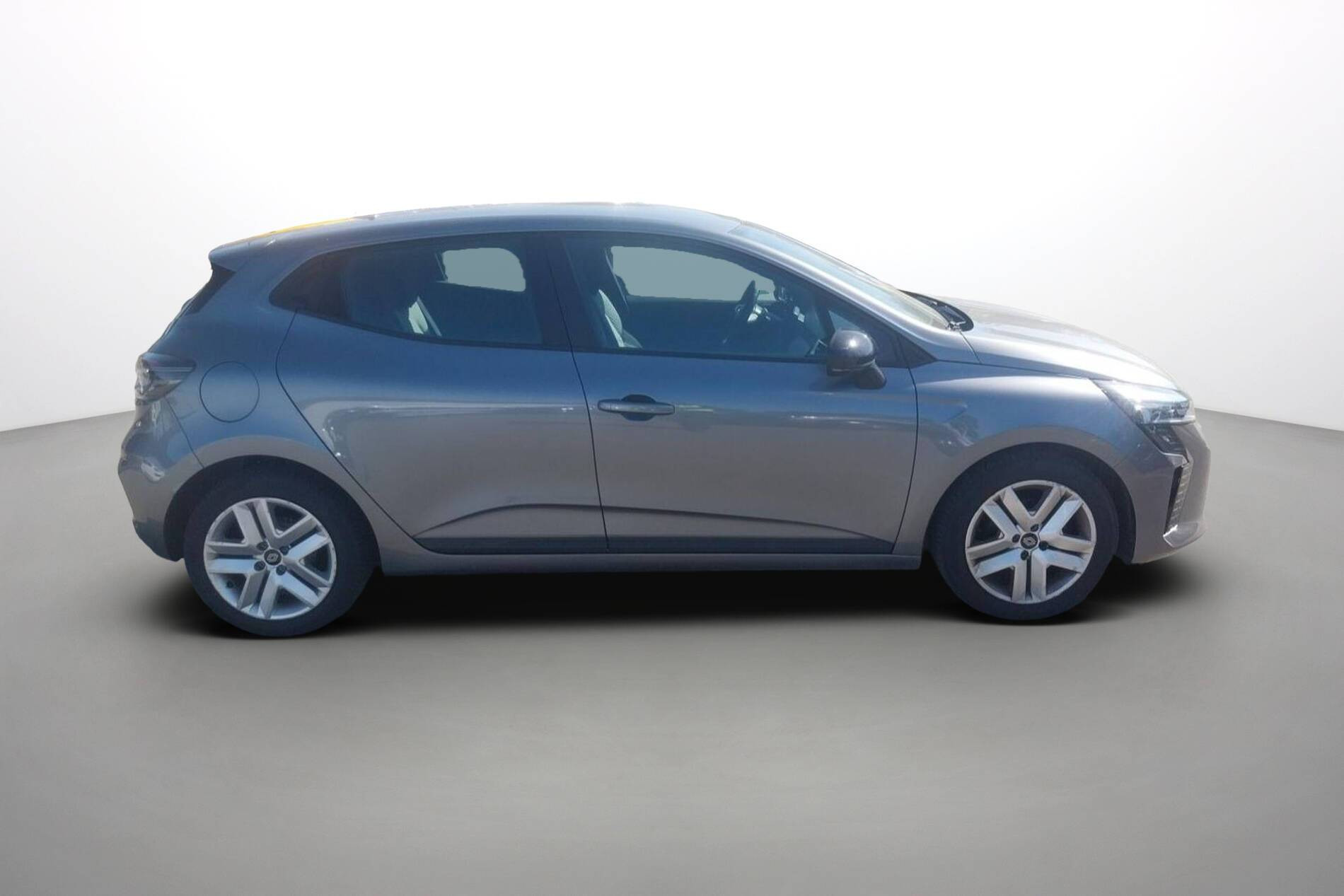 Vente en ligne Renault Clio 5 Clio TCe 90 au prix de 14 990 €