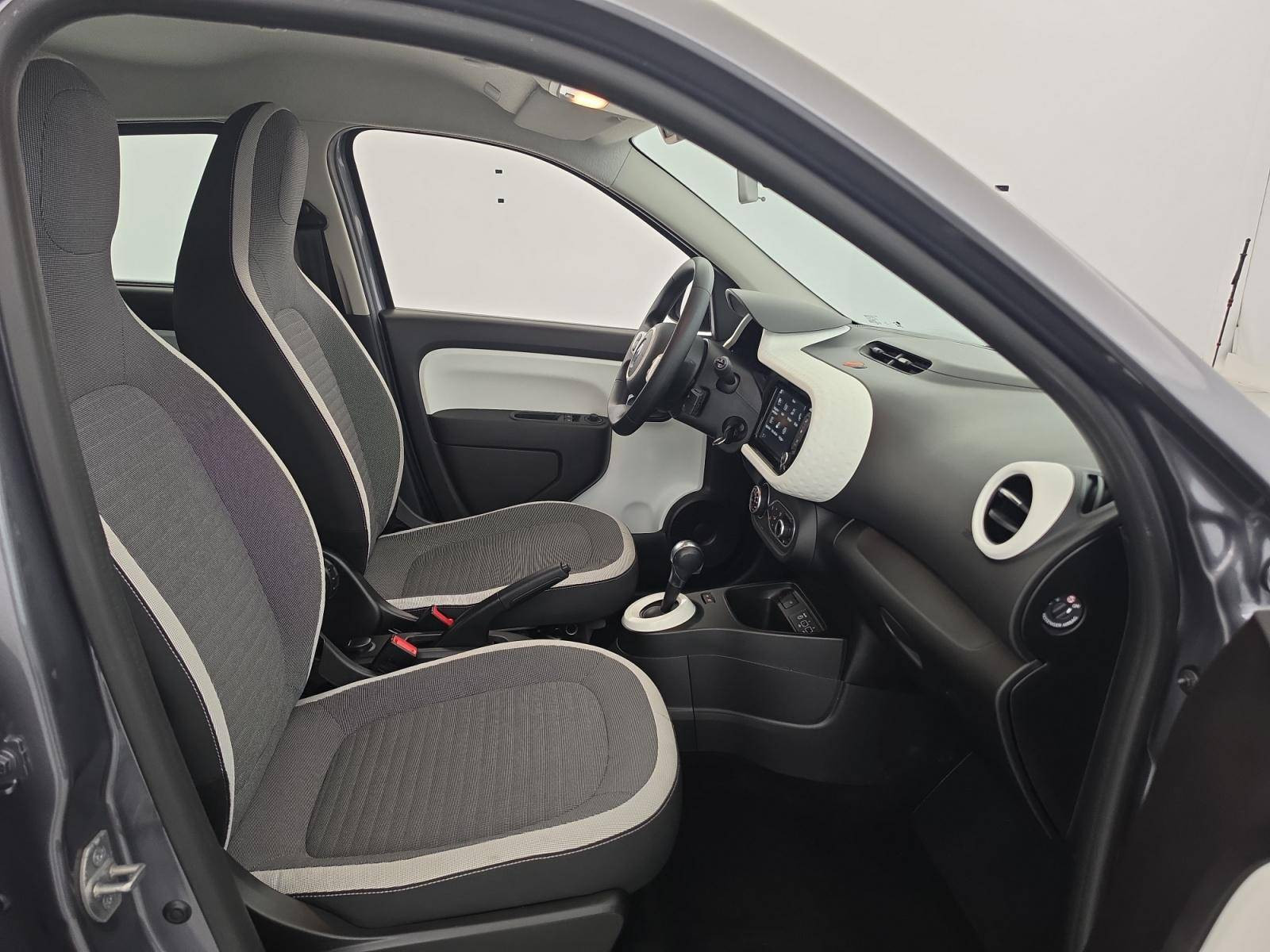 Vente en ligne Renault Twingo Electrique Twingo III E-Tech au prix de 13 900 €