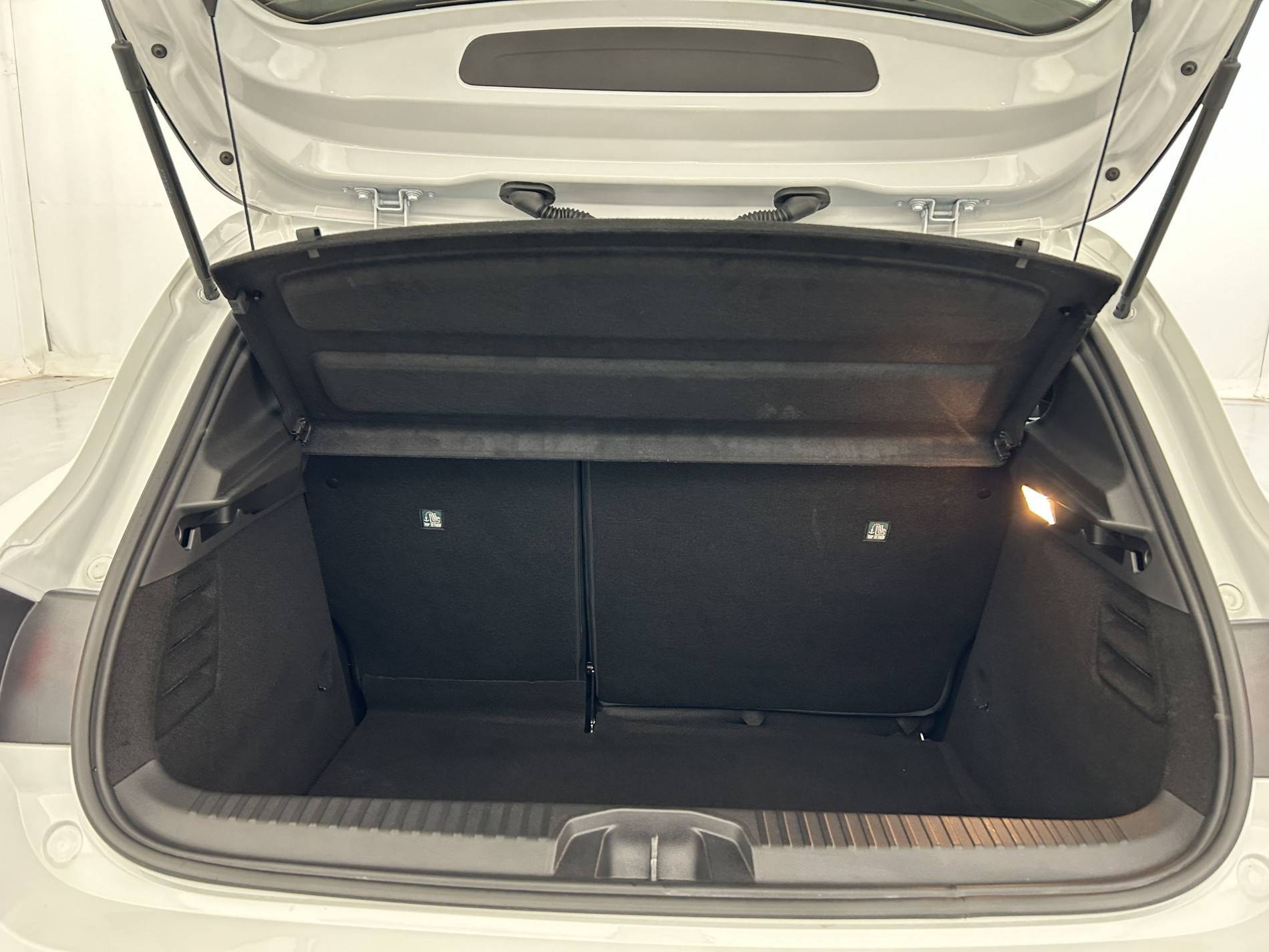 Vente en ligne Renault Clio 5 Clio TCe 90 - 21N au prix de 15 990 €