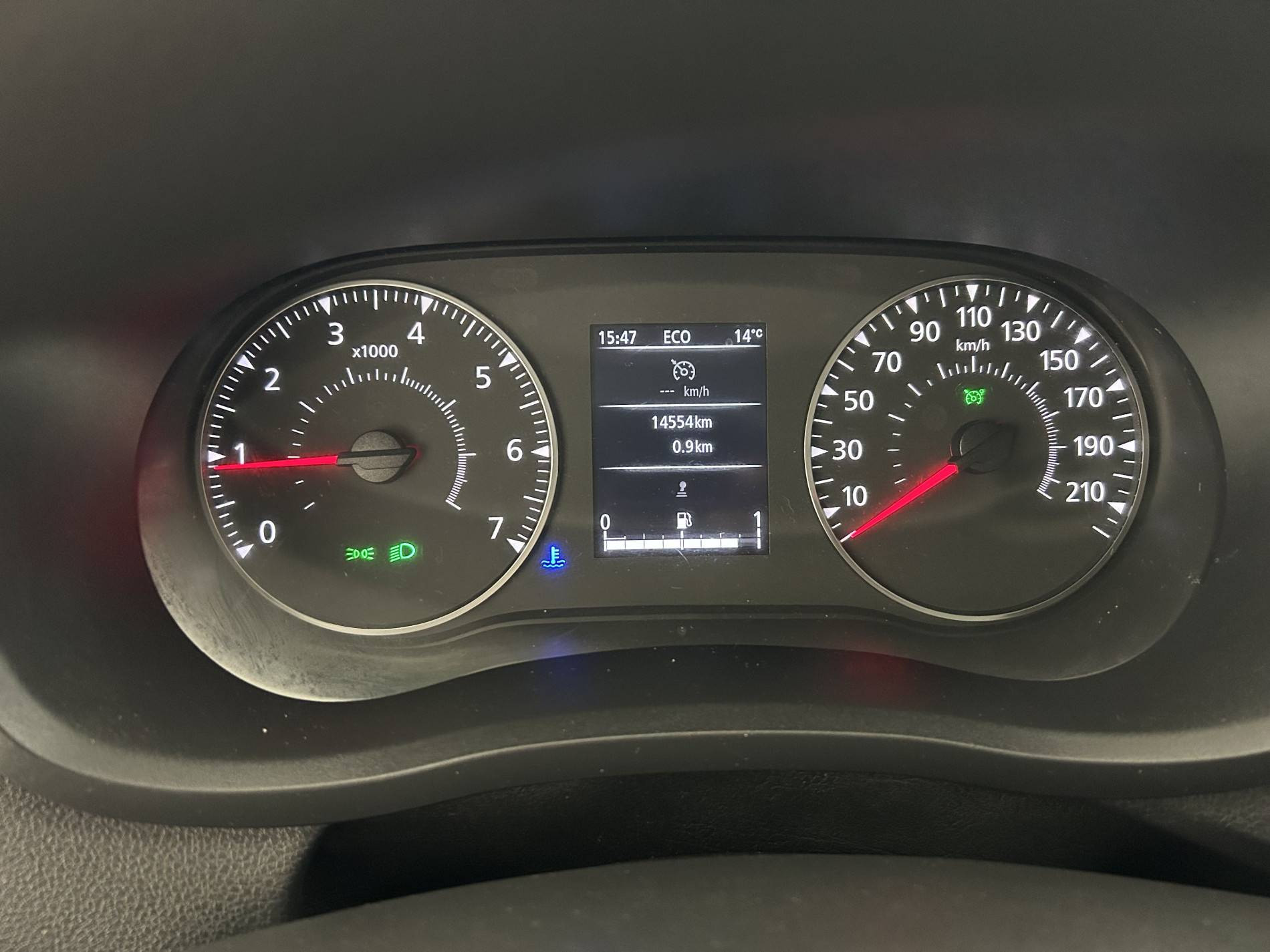 Vente en ligne Renault Master Fourgon MASTER FGN TRAC F3500 L2H2 BLUE DCI 135 au prix de 27 990 €