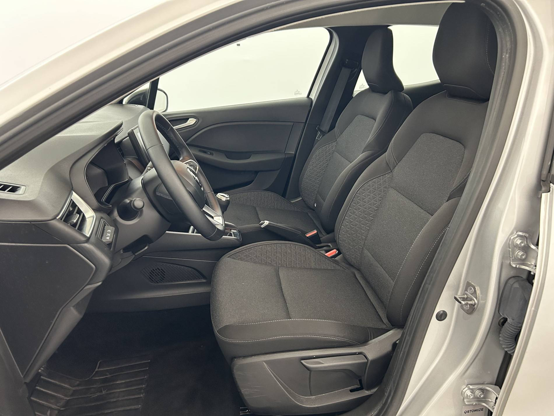Vente en ligne Renault Clio 5 Clio TCe 90 au prix de 13 990 €