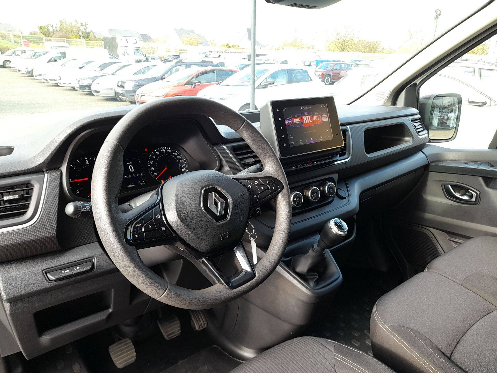 Vente en ligne Renault Trafic 3 Fourgon TRAFIC FGN L1H1 2800 KG BLUE DCI 130 au prix de 18 590 €