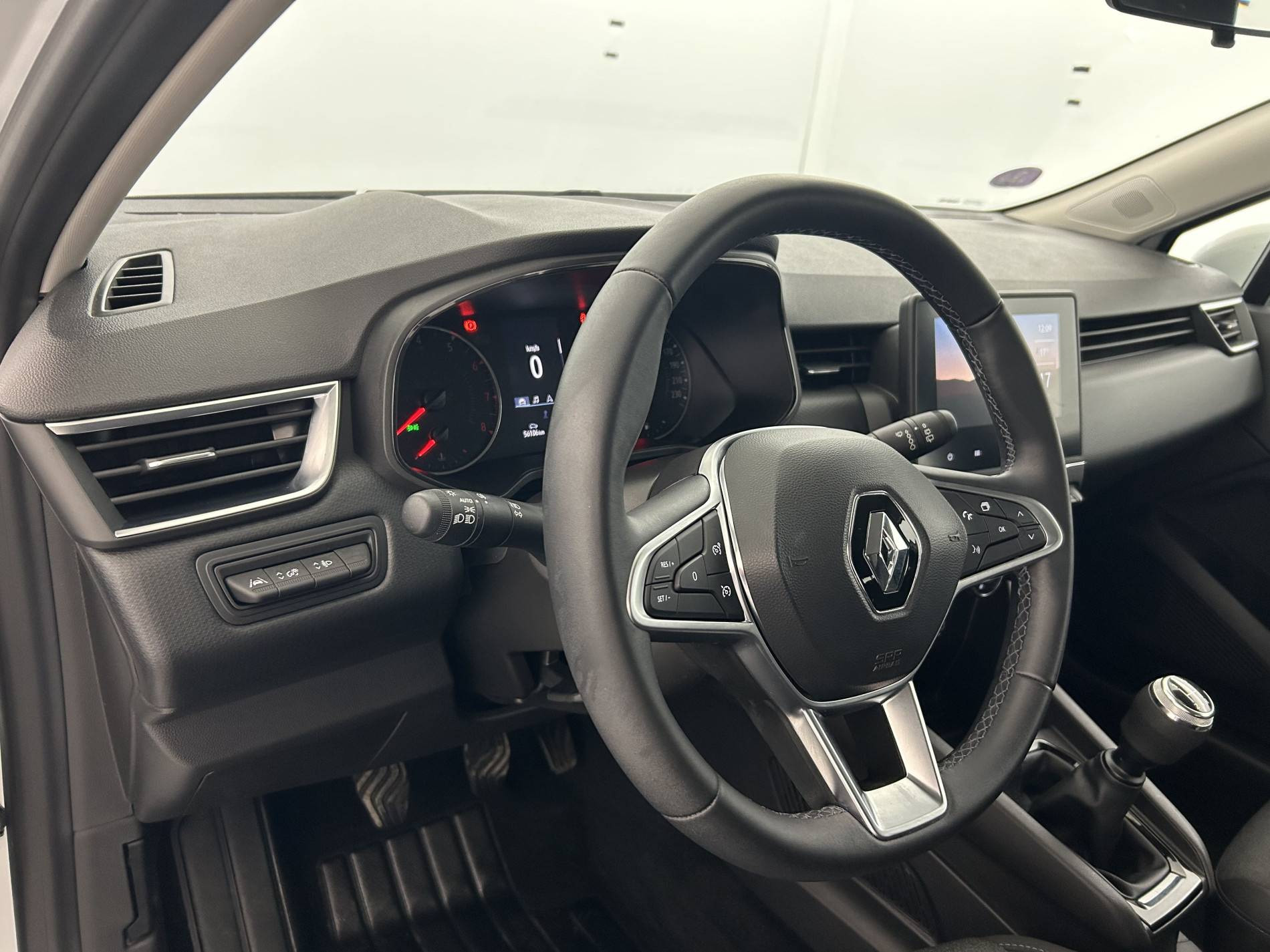 Vente en ligne Renault Clio 5 Clio SCe 65 - 21N au prix de 12 390 €