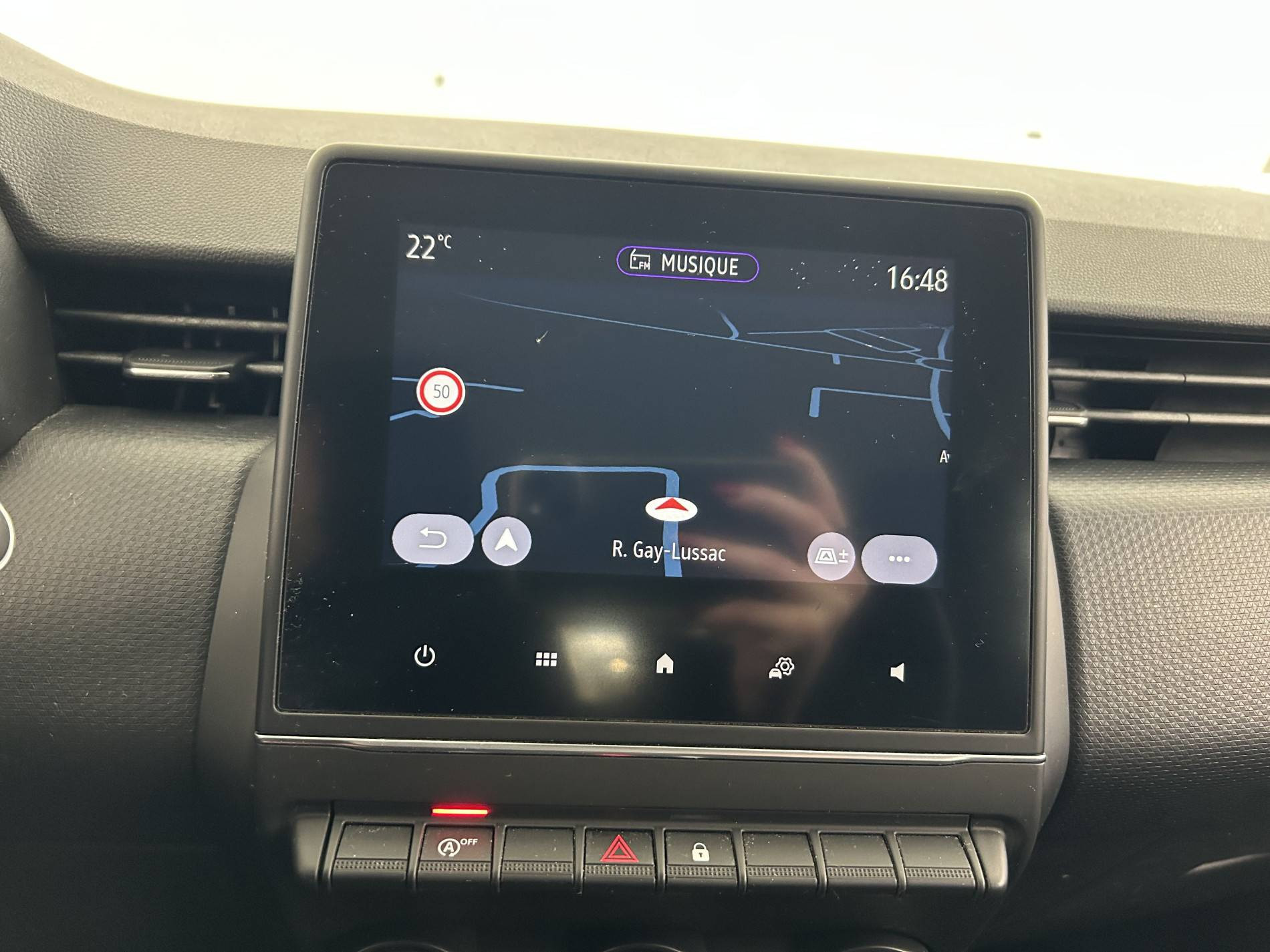 Vente en ligne Renault Clio 5 Clio SCe 75 au prix de 10 490 €