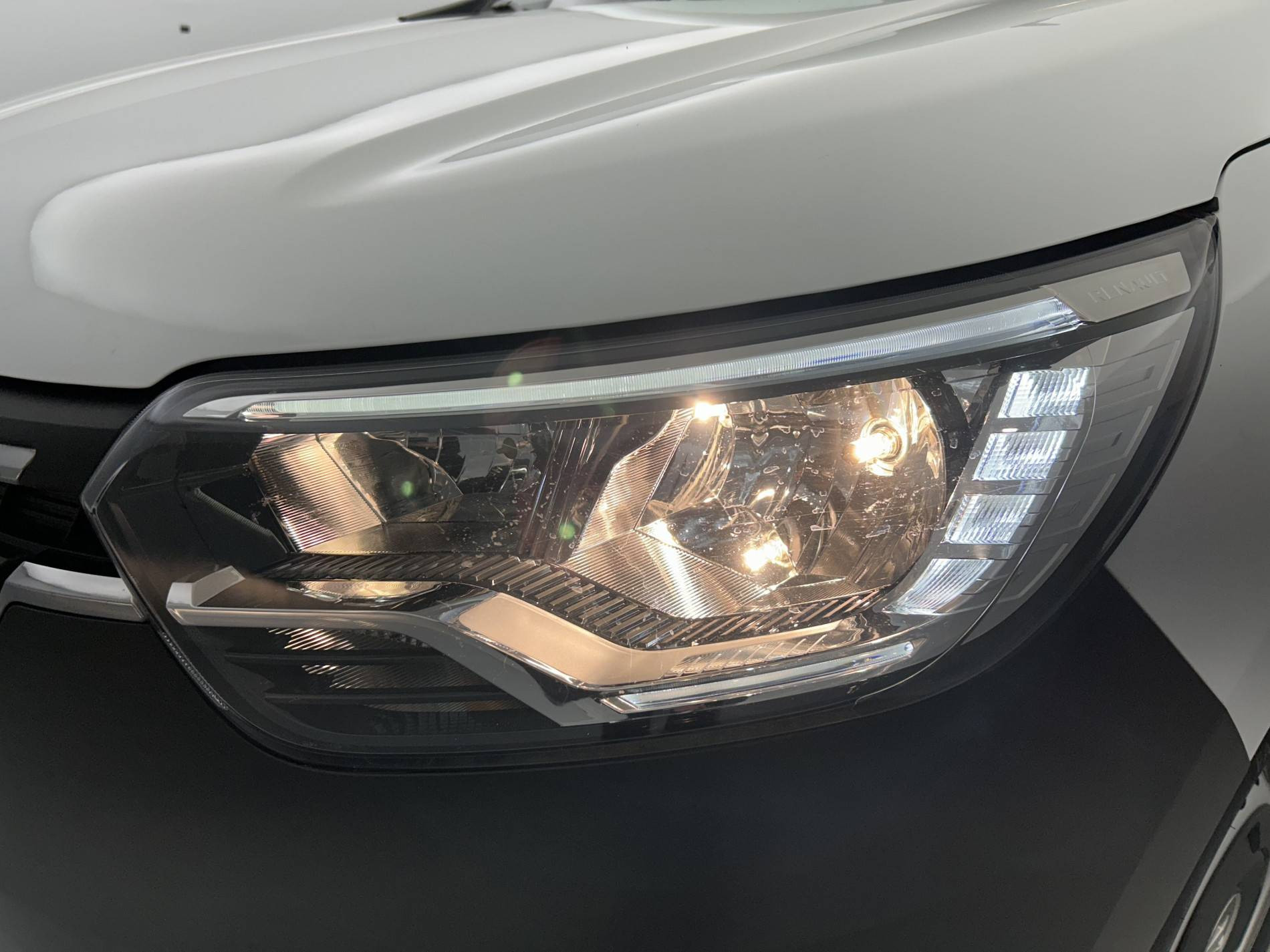 Vente en ligne Renault Express Van  BLUE DCI 95 - 22 au prix de 14 990 €