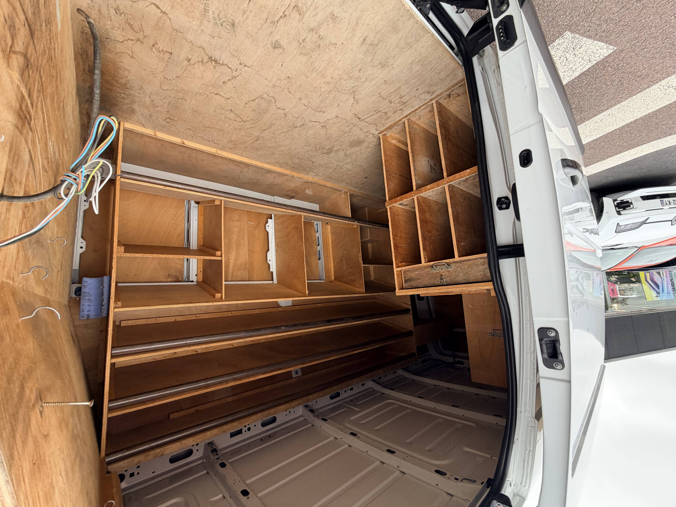 Vente en ligne Renault Master Fourgon MASTER FGN L3H2 3.5t 2.3 dCi 145 ENERGY E6 au prix de 14 890 €