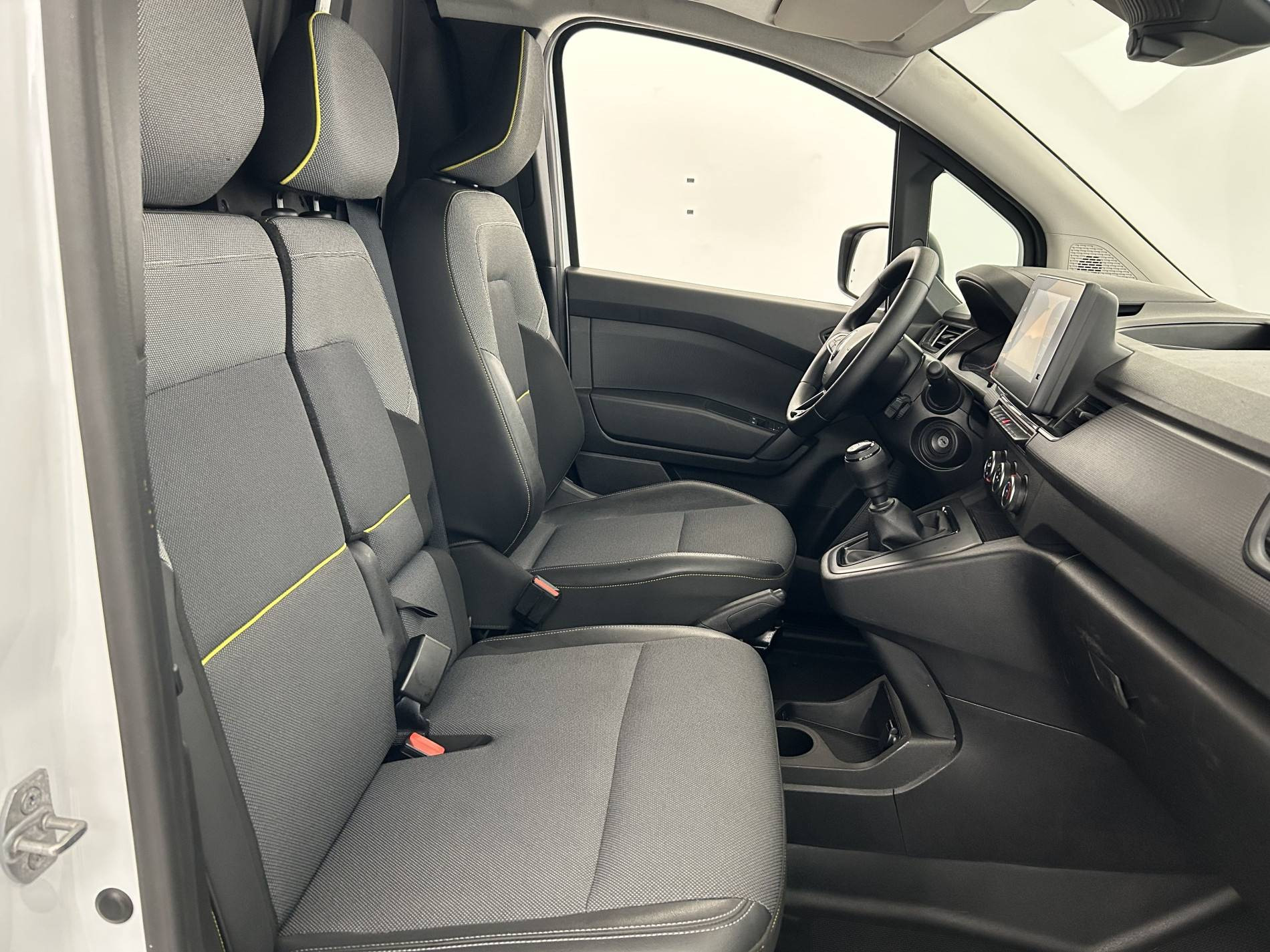 Vente en ligne Renault Kangoo Van  BLUE DCI 95 au prix de 16 990 €