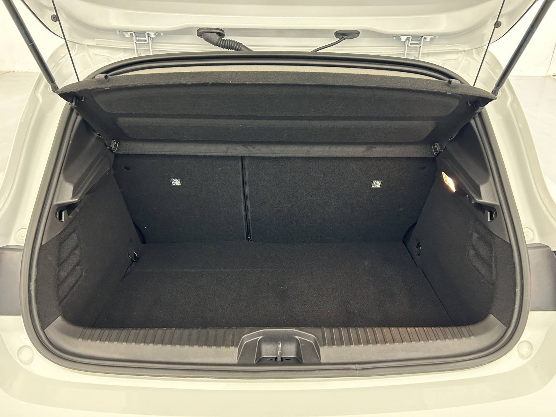 Vente en ligne Renault Clio 5 Clio E-Tech full hybrid 145 ch GSR2 au prix de 20 990 €