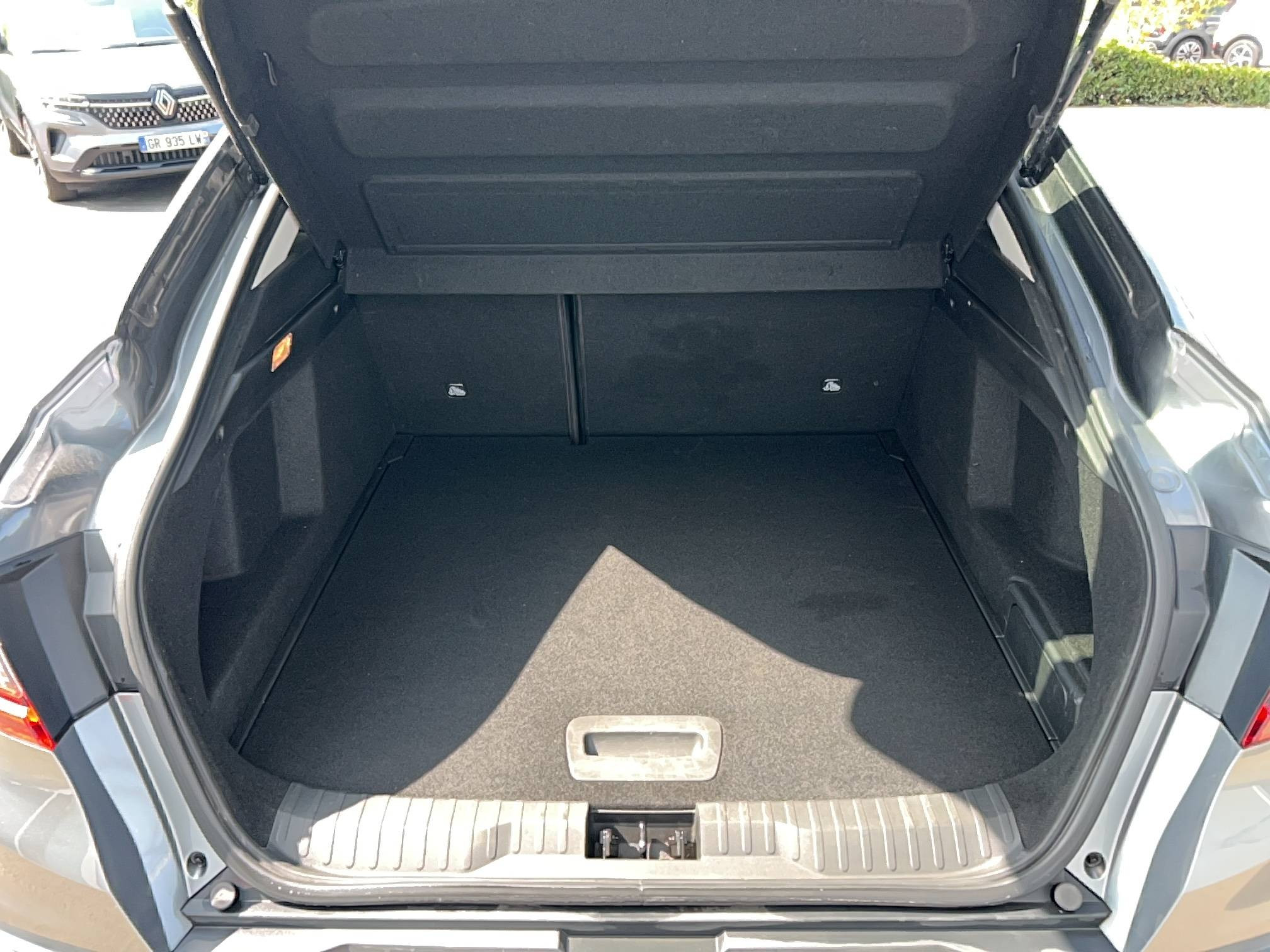 Vente en ligne Renault Arkana  E-Tech 145 - 21B au prix de 19 490 €