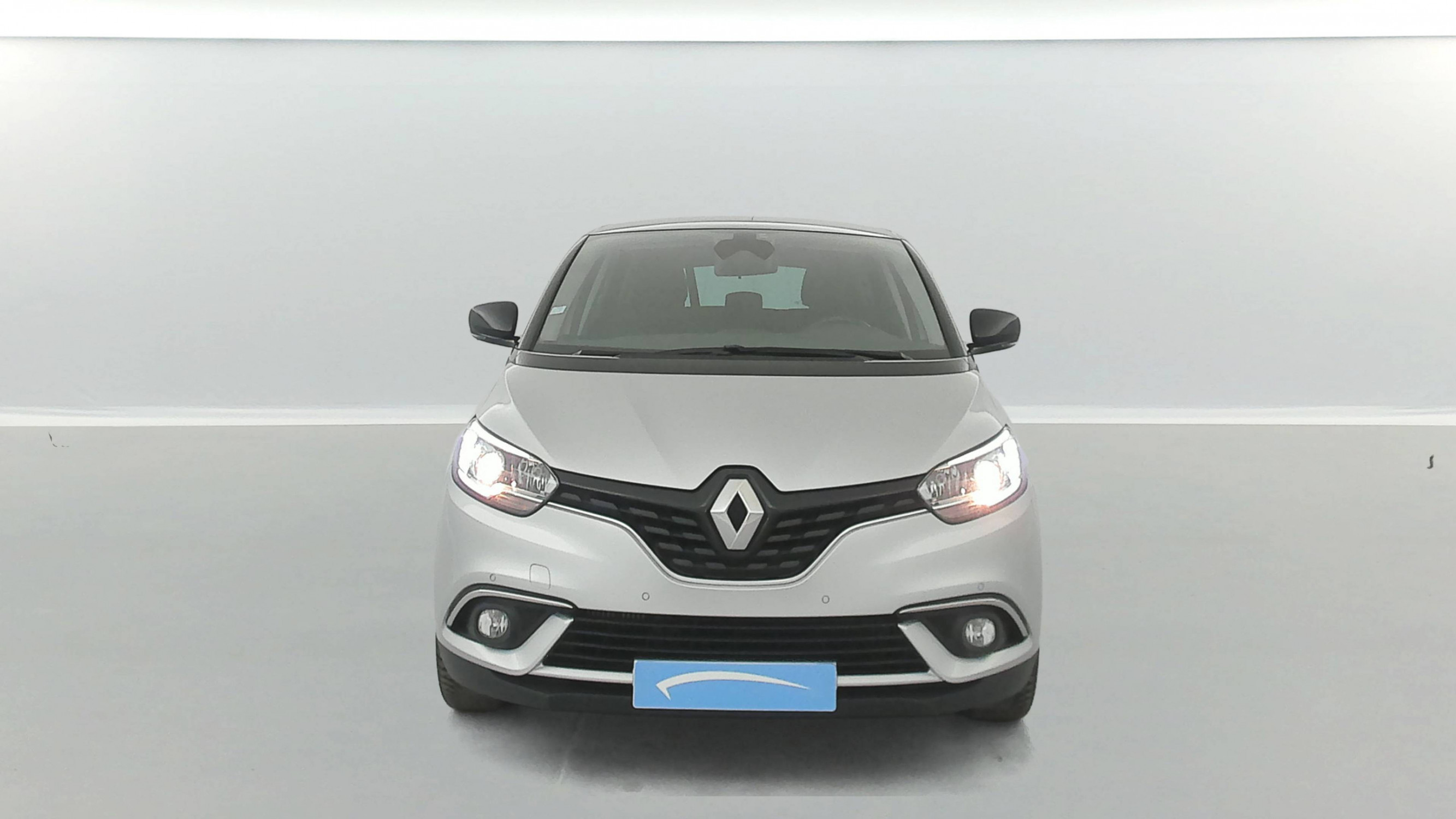 Vente en ligne Renault Scenic 4 Scenic TCe 115 FAP au prix de 13 390 €