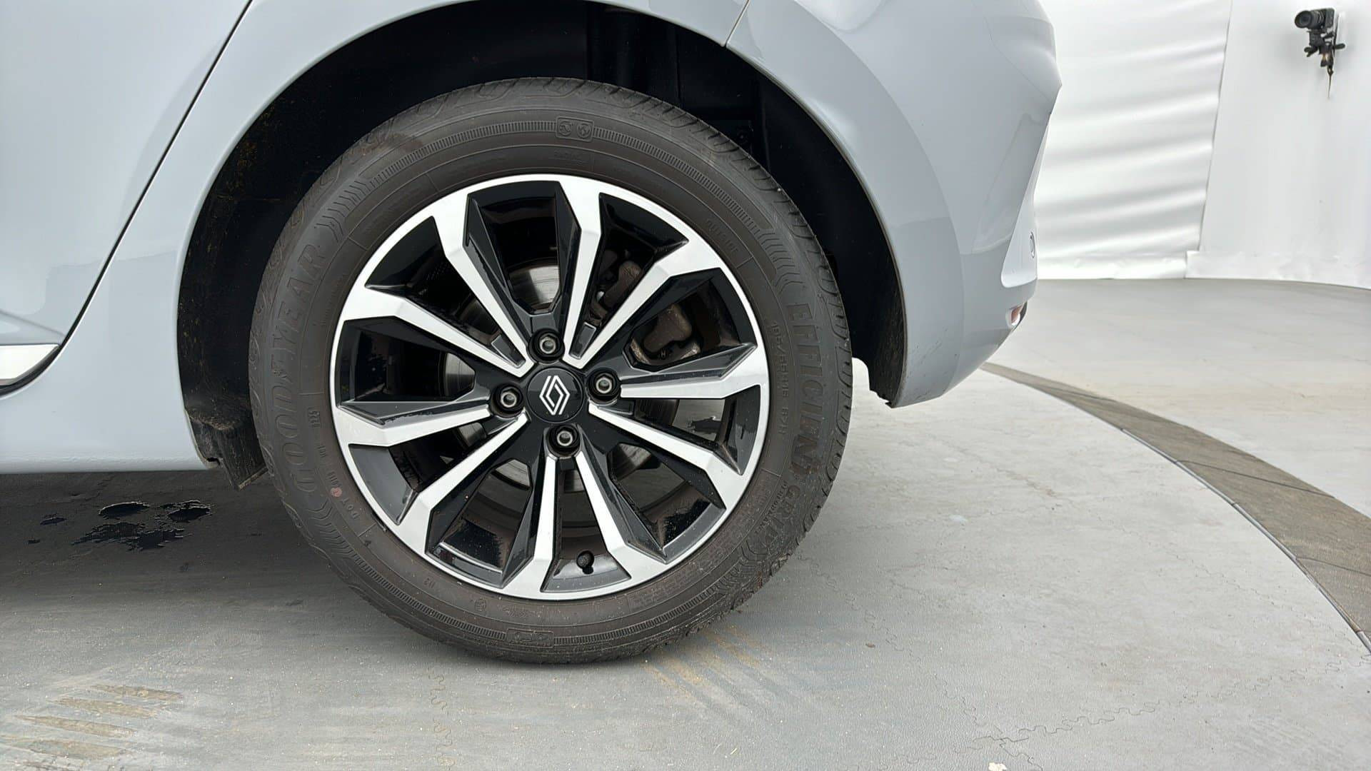 Vente en ligne Renault Clio 5 Clio TCe 90 ch GSR2 au prix de 17 490 €