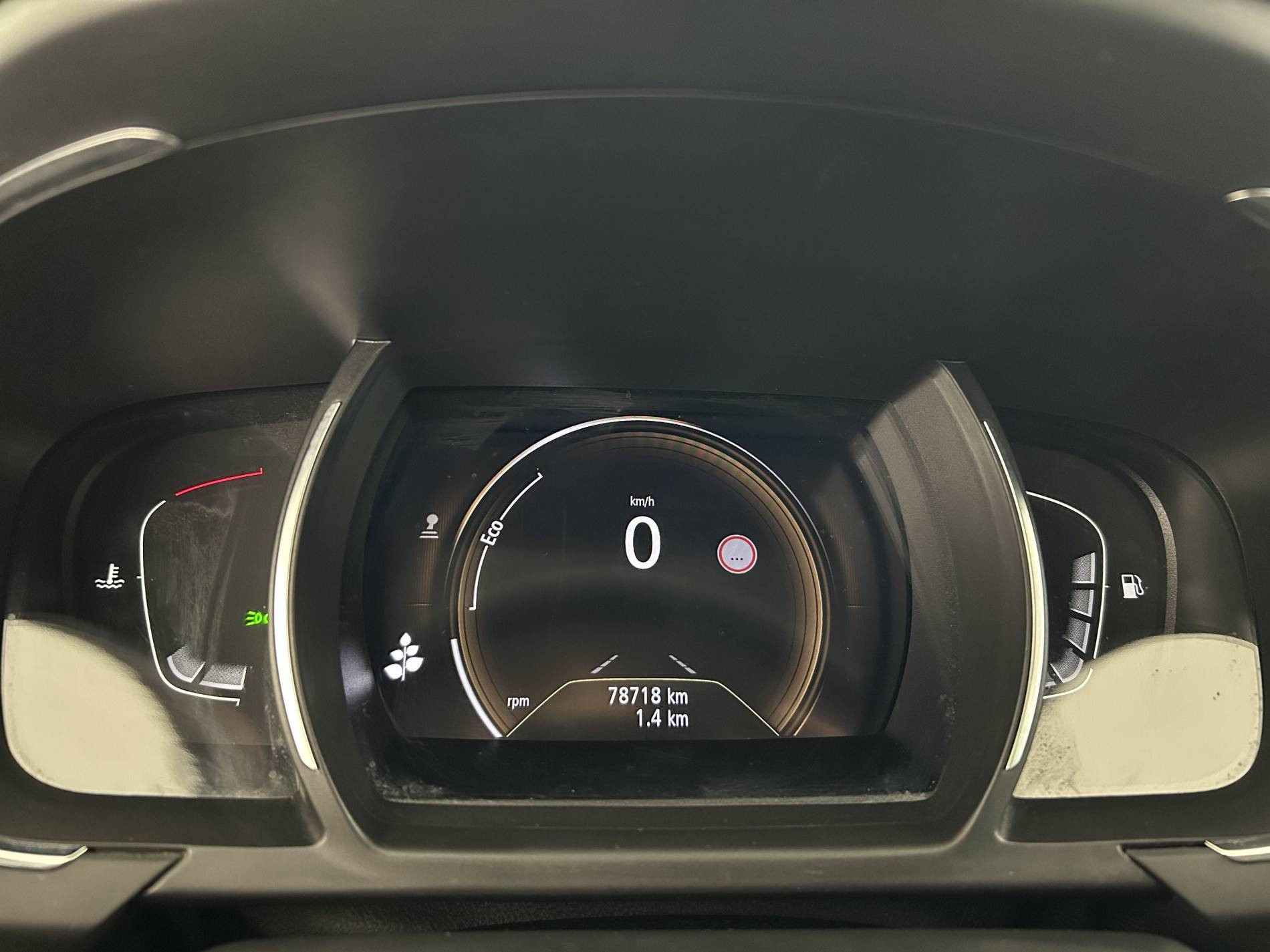 Vente en ligne Renault Scenic 4 Scenic TCe 115 FAP au prix de 13 390 €