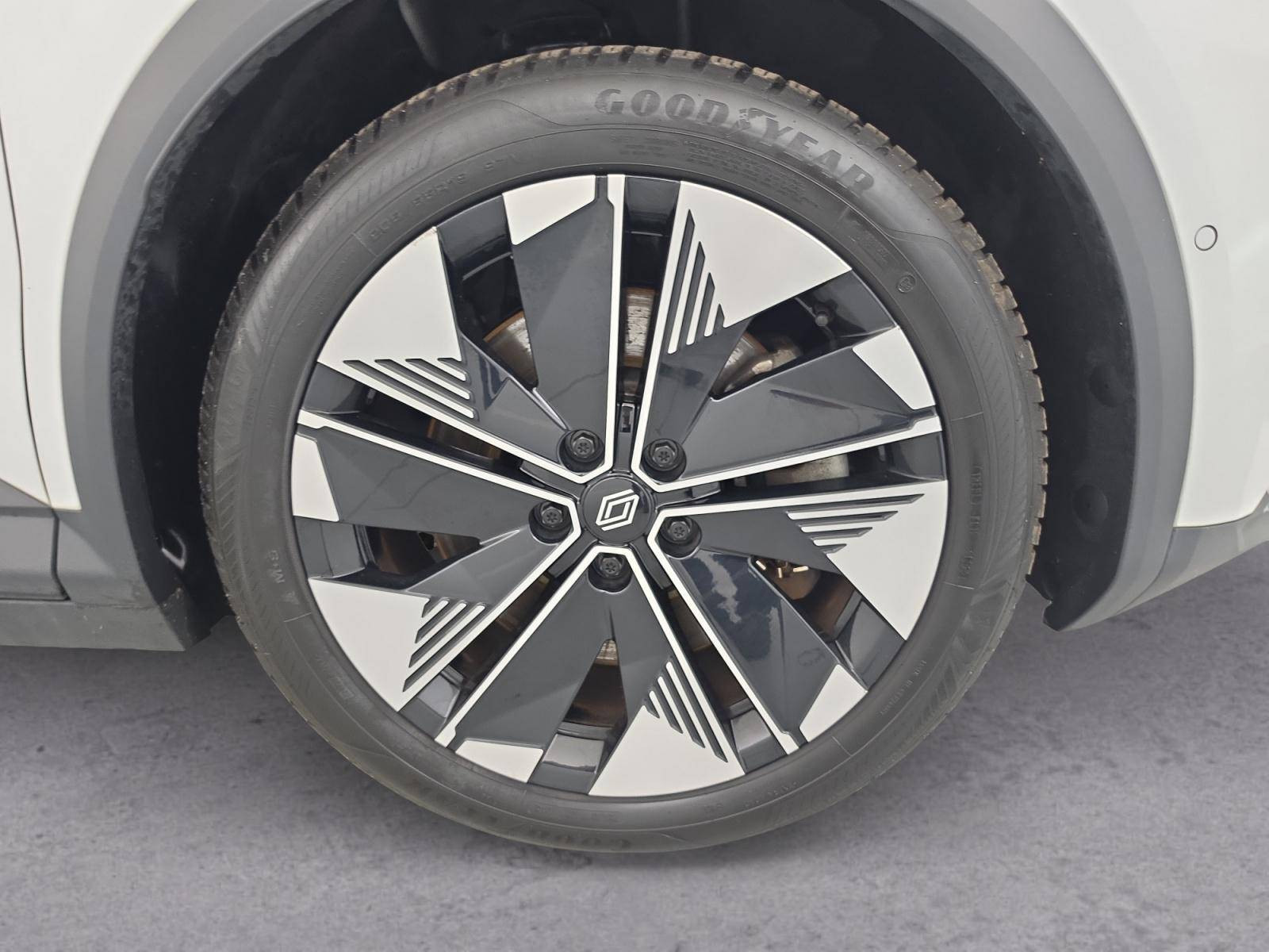 Vente en ligne Renault Scenic E-Tech Scenic E-Tech électrique 220 ch grande autonomie au prix de 32 000 €