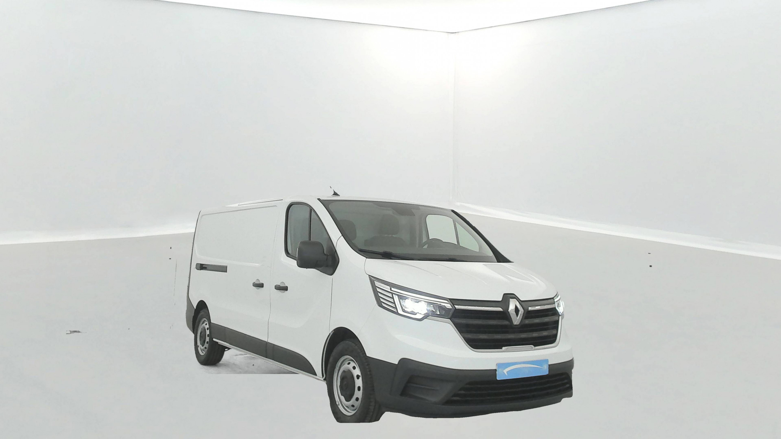 Vente en ligne Renault Trafic 3 Fourgon TRAFIC FGN L2H1 3000 KG BLUE DCI 130 au prix de 22 980 €