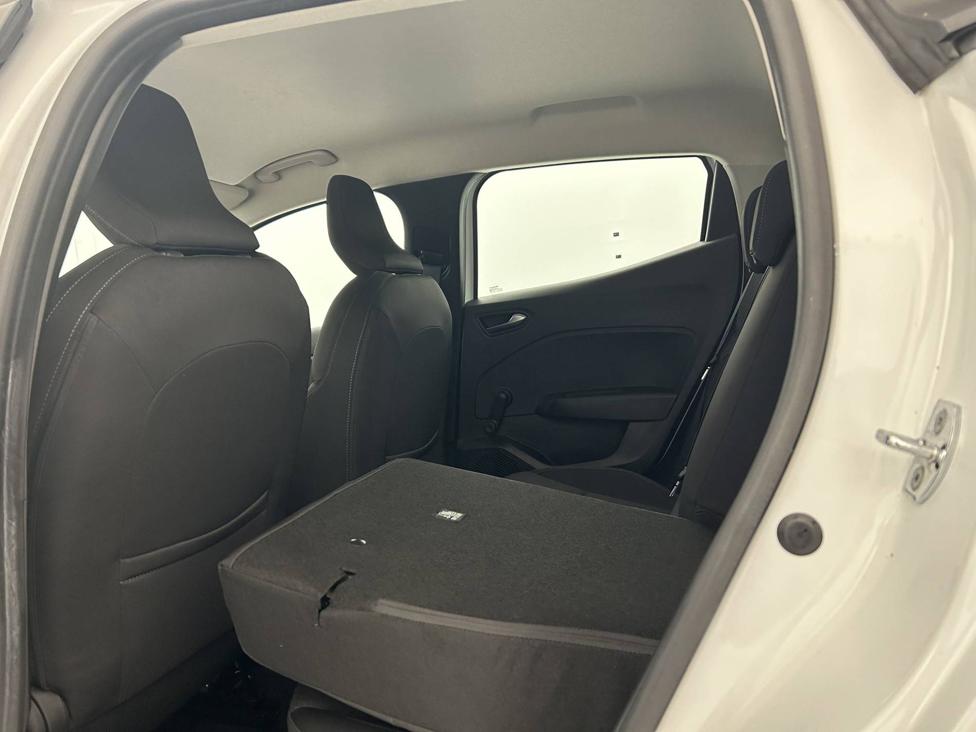 Vente en ligne Renault Clio 5 Clio SCe 65 - 21N au prix de 12 470 €