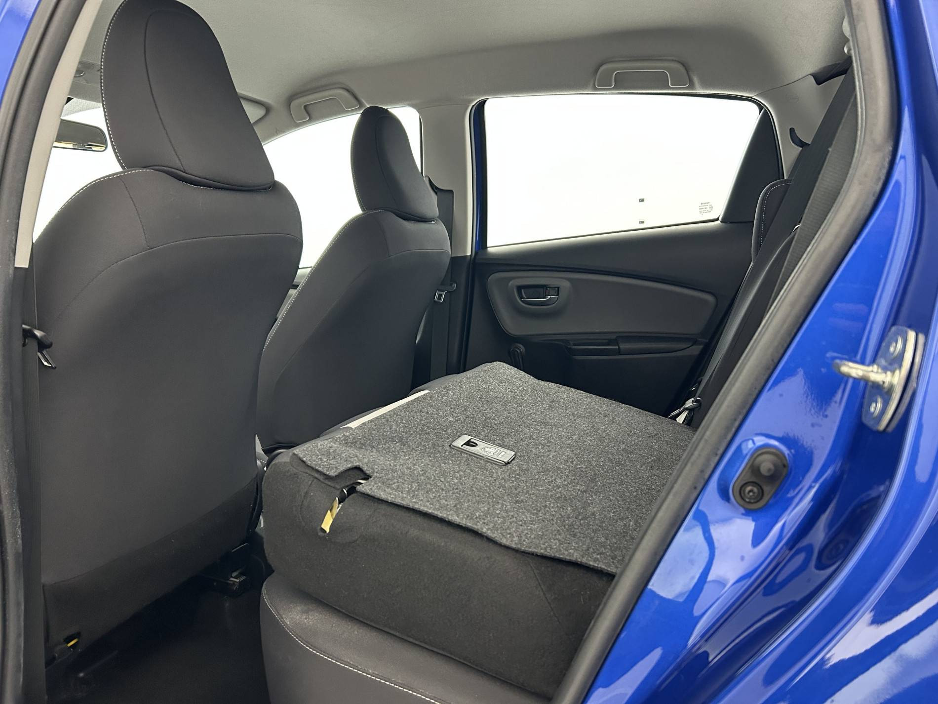 Vente en ligne Toyota Yaris Yaris 110 VVT-i au prix de 13 290 €