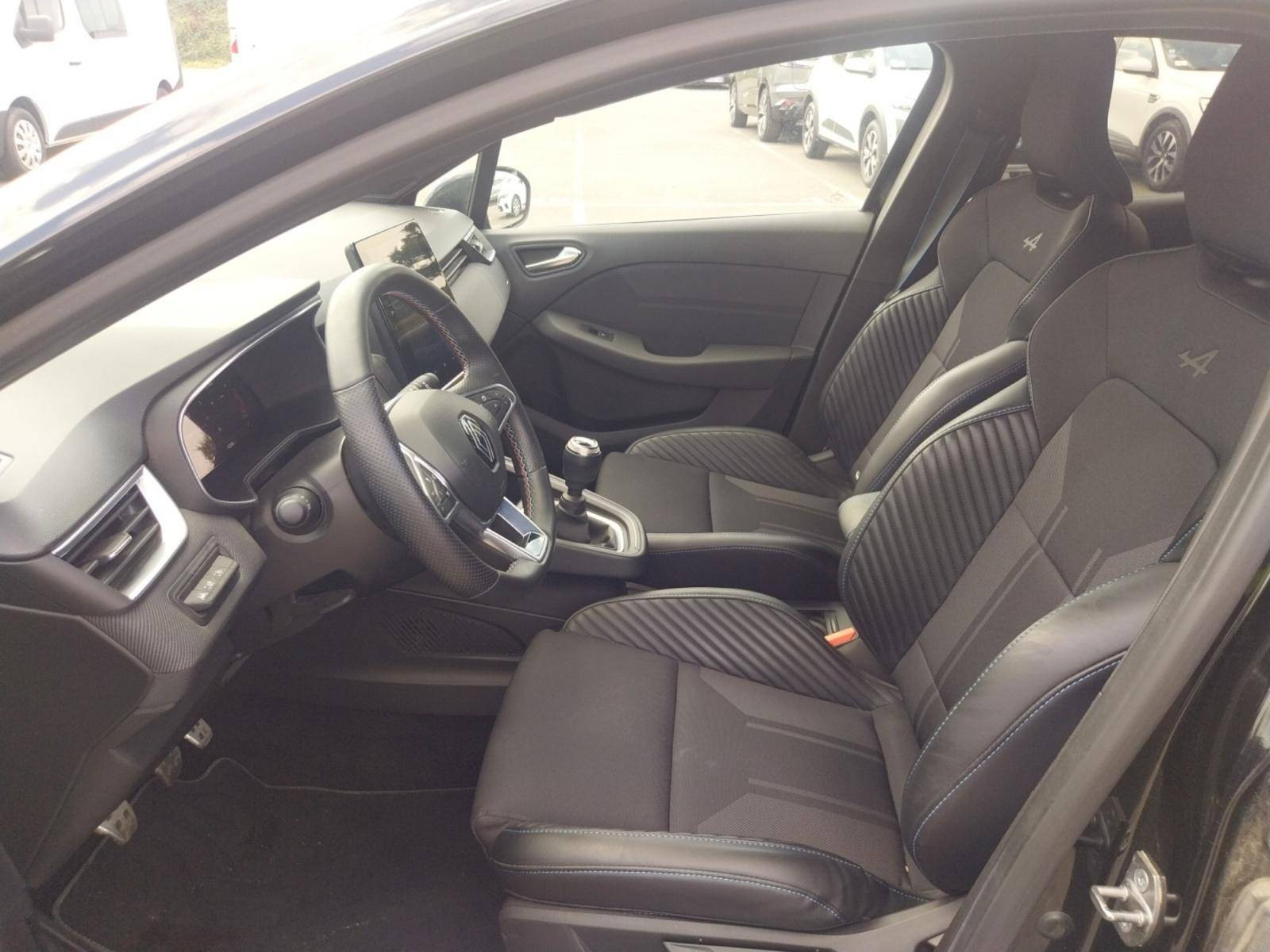 Vente en ligne Renault Clio 5 Clio TCe 90 au prix de 17 490 €