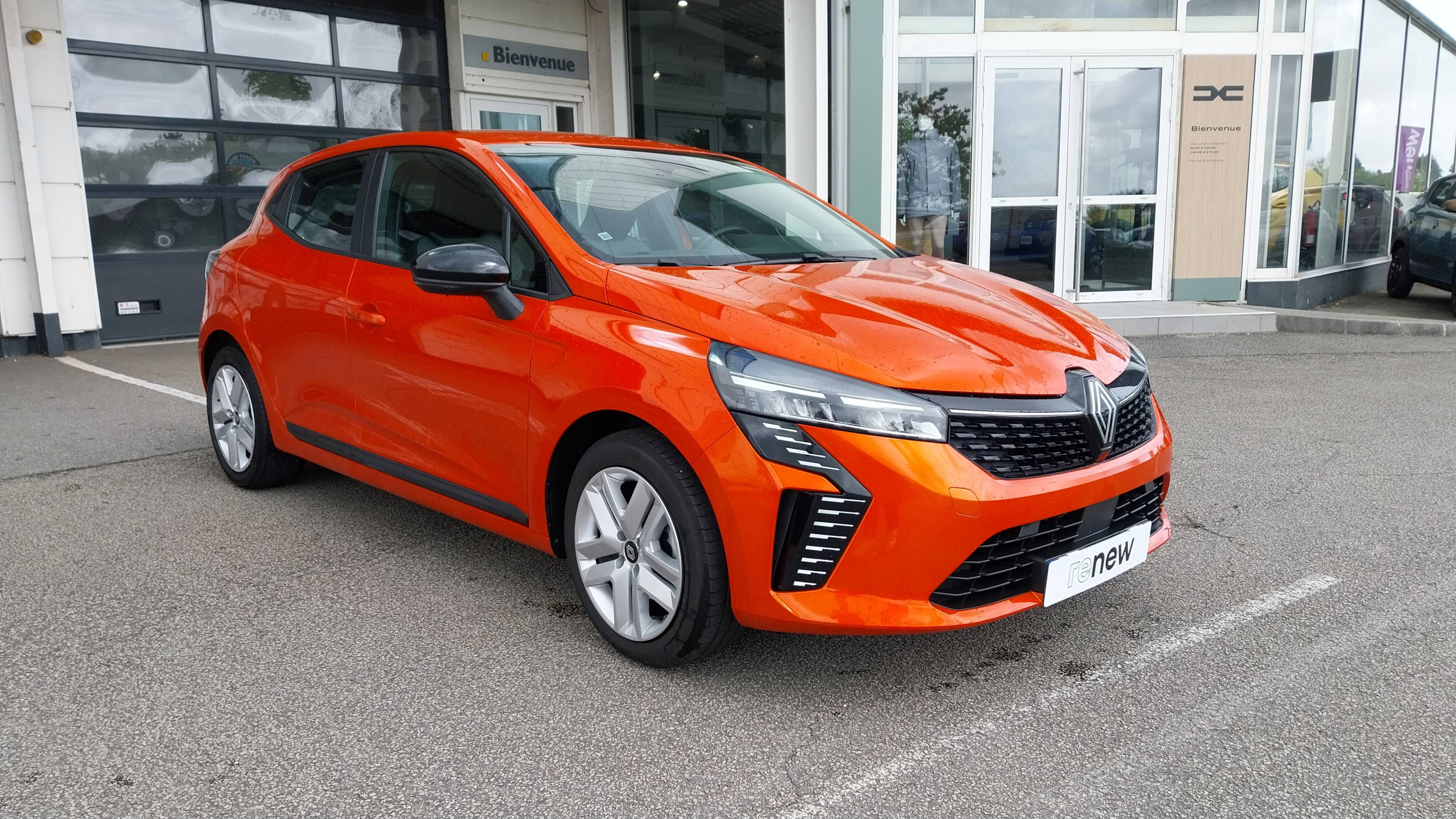Renault Clio 5 Clio E-Tech full hybrid 145 occasion de 2024 en vente à Quimper