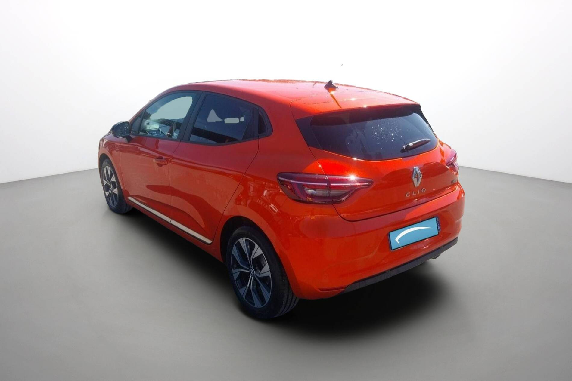 Vente en ligne Renault Clio 5 Clio E-Tech hybride 145 au prix de 15 990 €