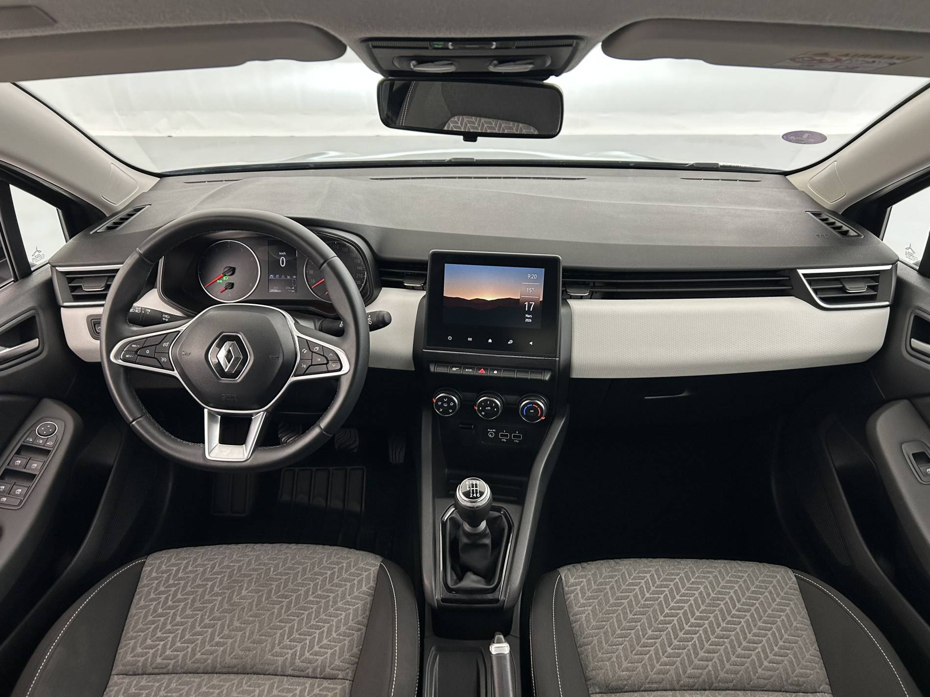 Vente en ligne Renault Clio 5 Clio TCe 90 au prix de 14 490 €