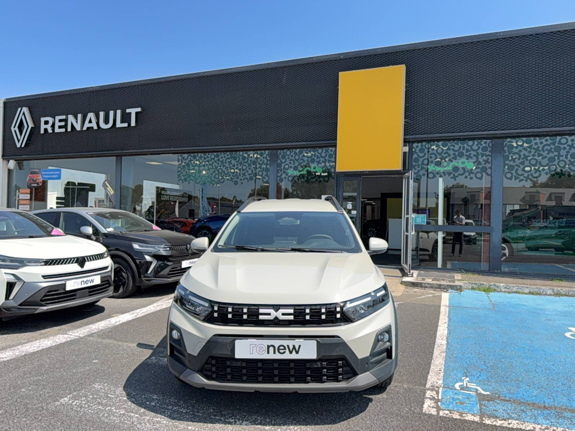 Vente en ligne Dacia Jogger Jogger ECO-G 120 auto 7 pl au prix de 26 000 €