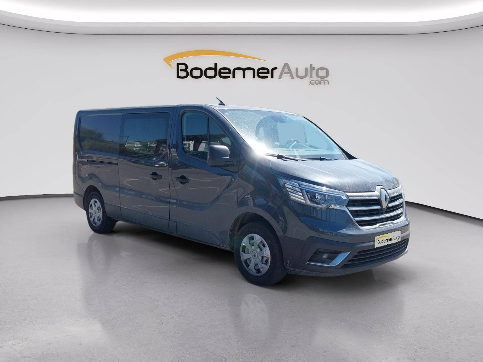 Vente en ligne Renault Trafic Cabine Approfondie TRAFIC CA L2H1 3000 KG BLUE DCI 170 au prix de 29 990 €