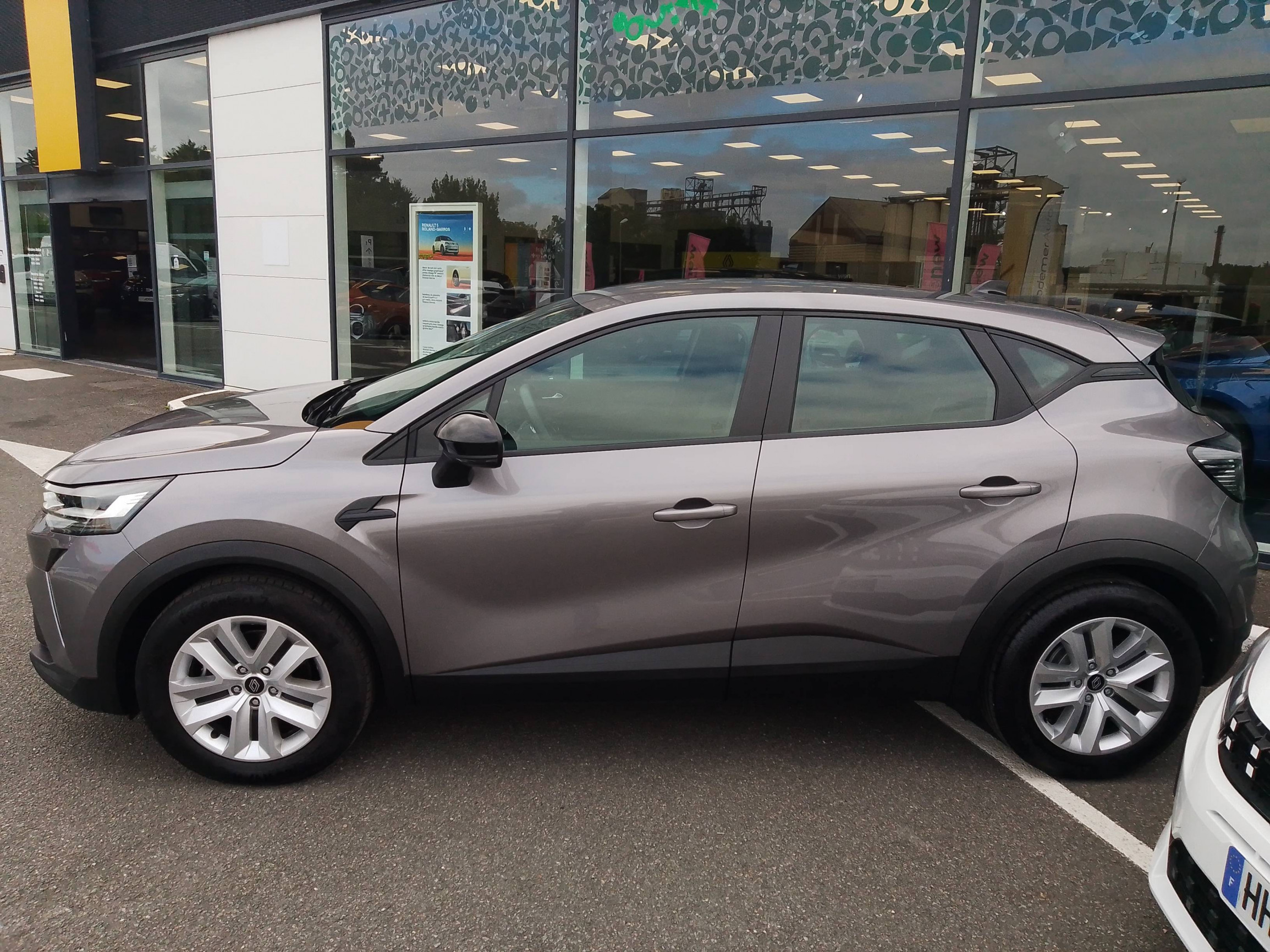 Vente en ligne Renault Captur  E-Tech full hybrid 145 ch au prix de 22 990 €