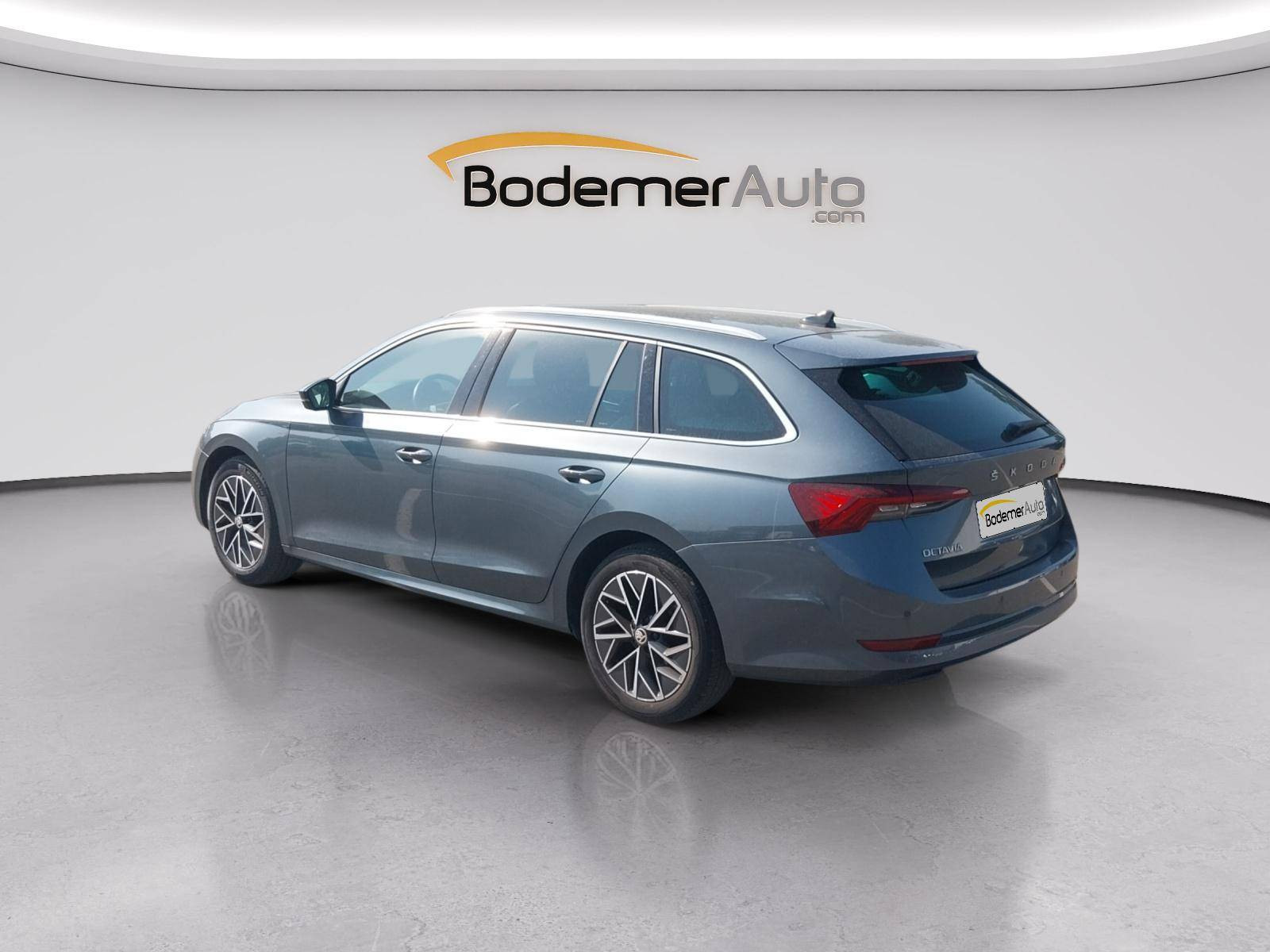 Vente en ligne Skoda Octavia Combi  2.0 TDI 150 ch DSG7 au prix de 19 980 €