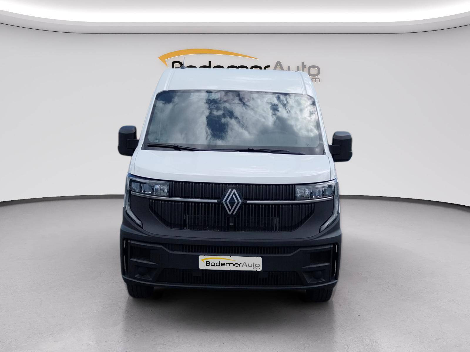 Vente en ligne Renault Master Fourgon MASTER FG BLUE DCI 130 L2H2 3T5 TR au prix de 28 490 €