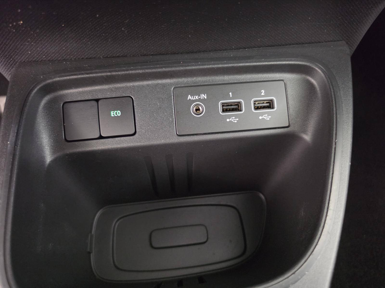 Vente en ligne Renault Twingo Electrique Twingo III E-Tech au prix de 11 990 €