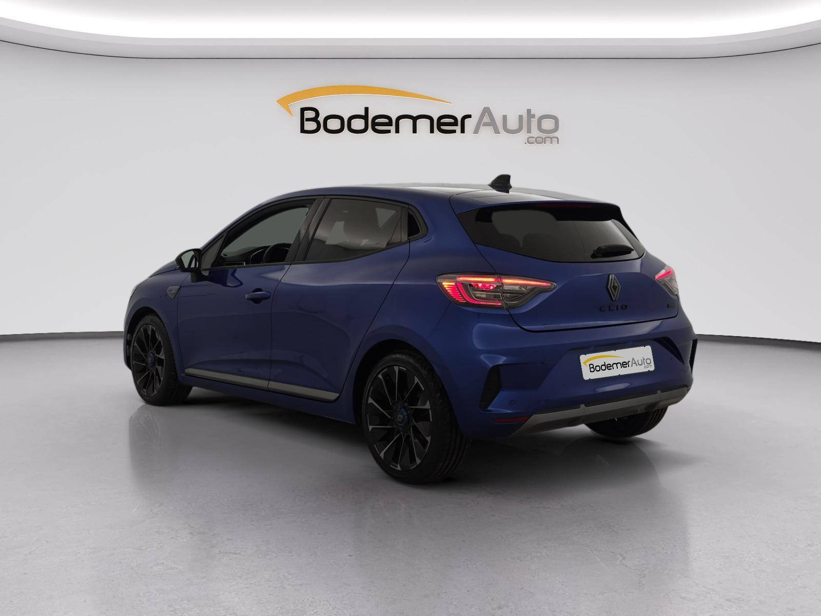 Vente en ligne Renault Clio 5 Clio E-Tech full hybrid 145 au prix de 18 990 €