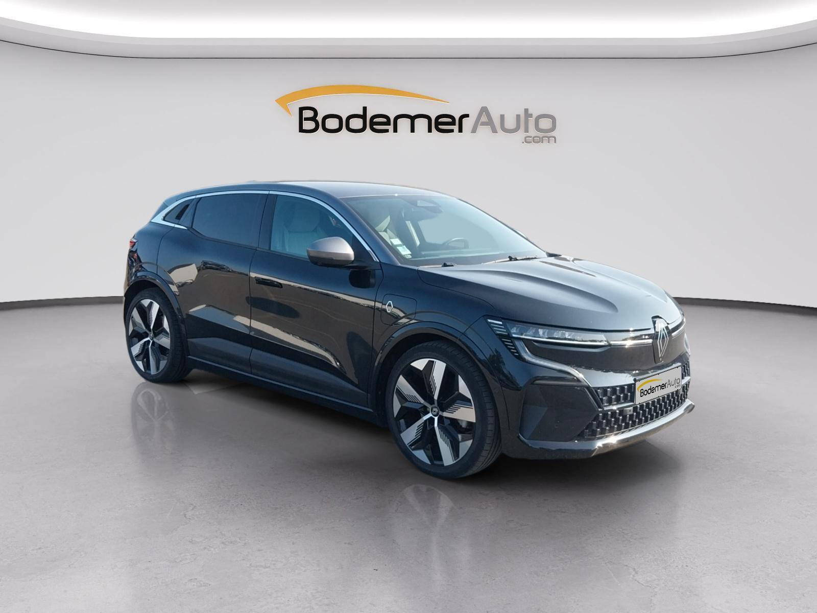 Vente en ligne Renault Megane E-Tech  EV60 220 ch super charge au prix de 23 490 €