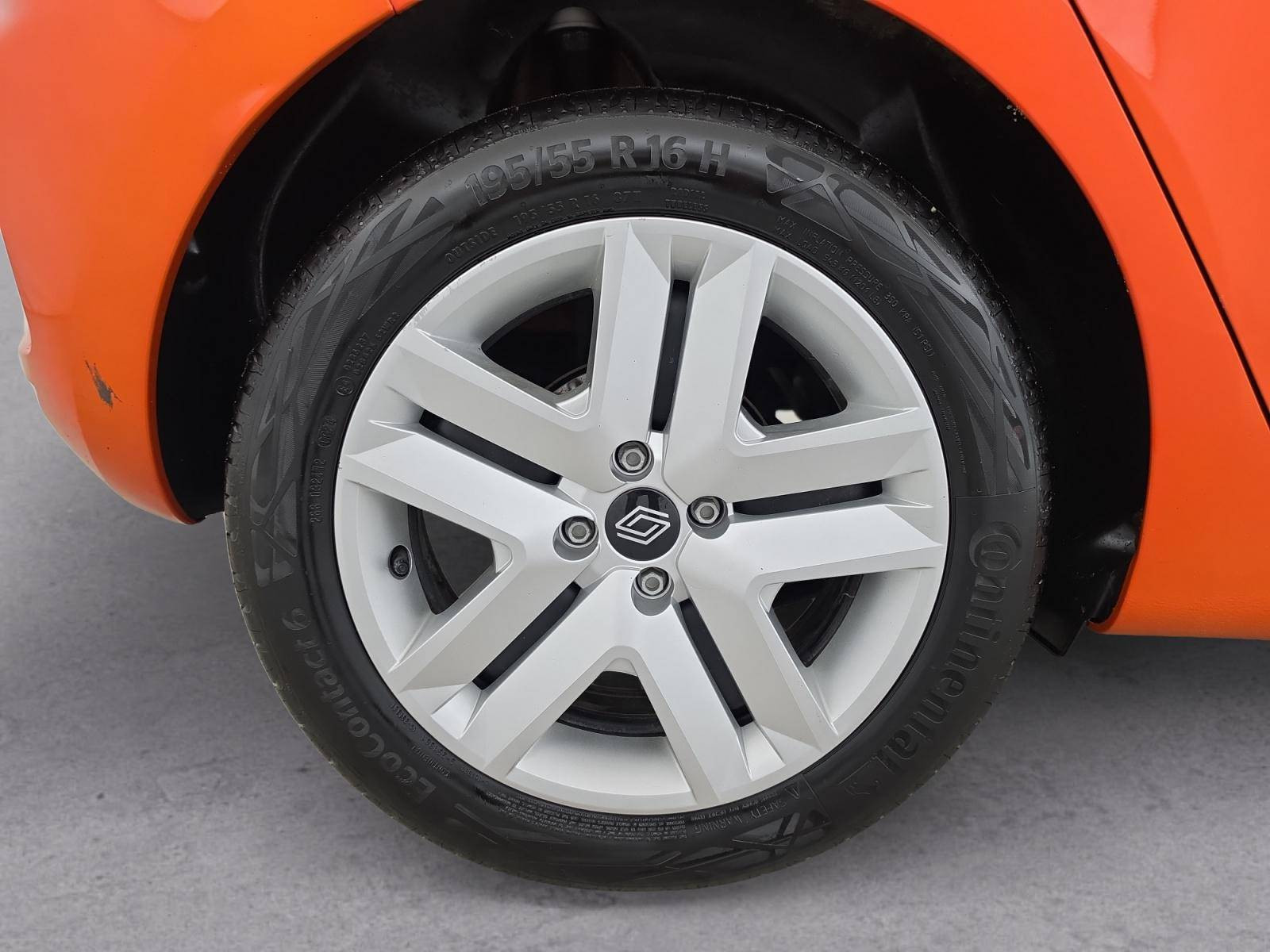 Vente en ligne Renault Clio 5 Clio TCe 90 au prix de 15 490 €