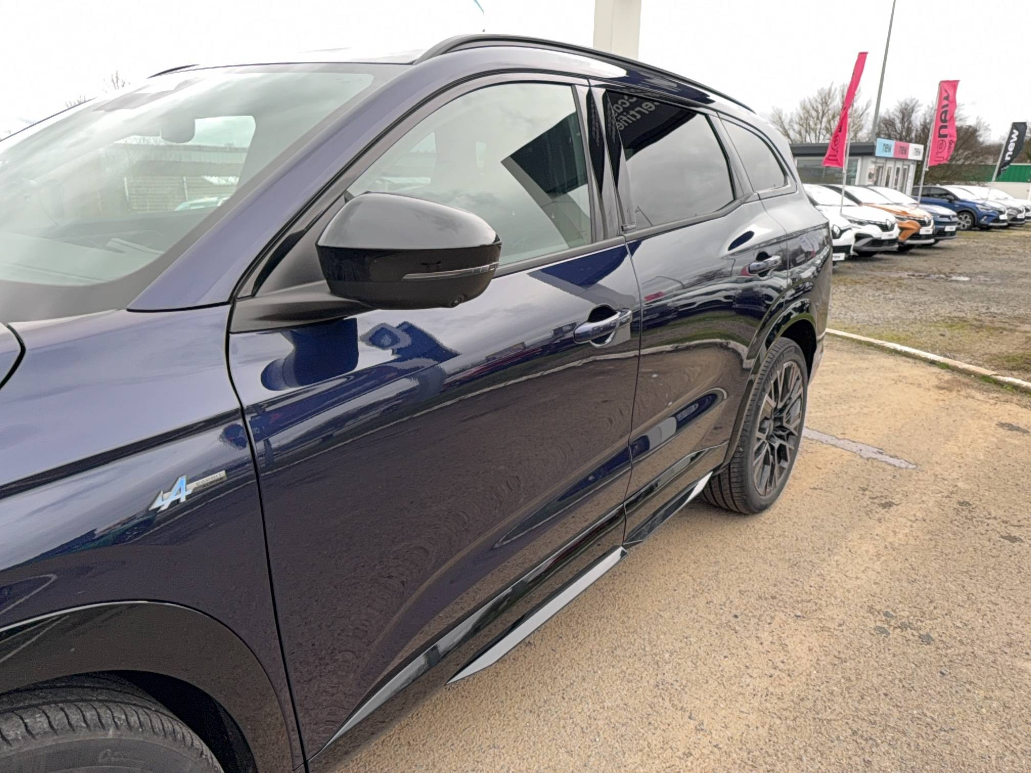 Vente en ligne Renault Espace Espace full hybrid E-Tech 200 ch 7pl au prix de 49 480 €