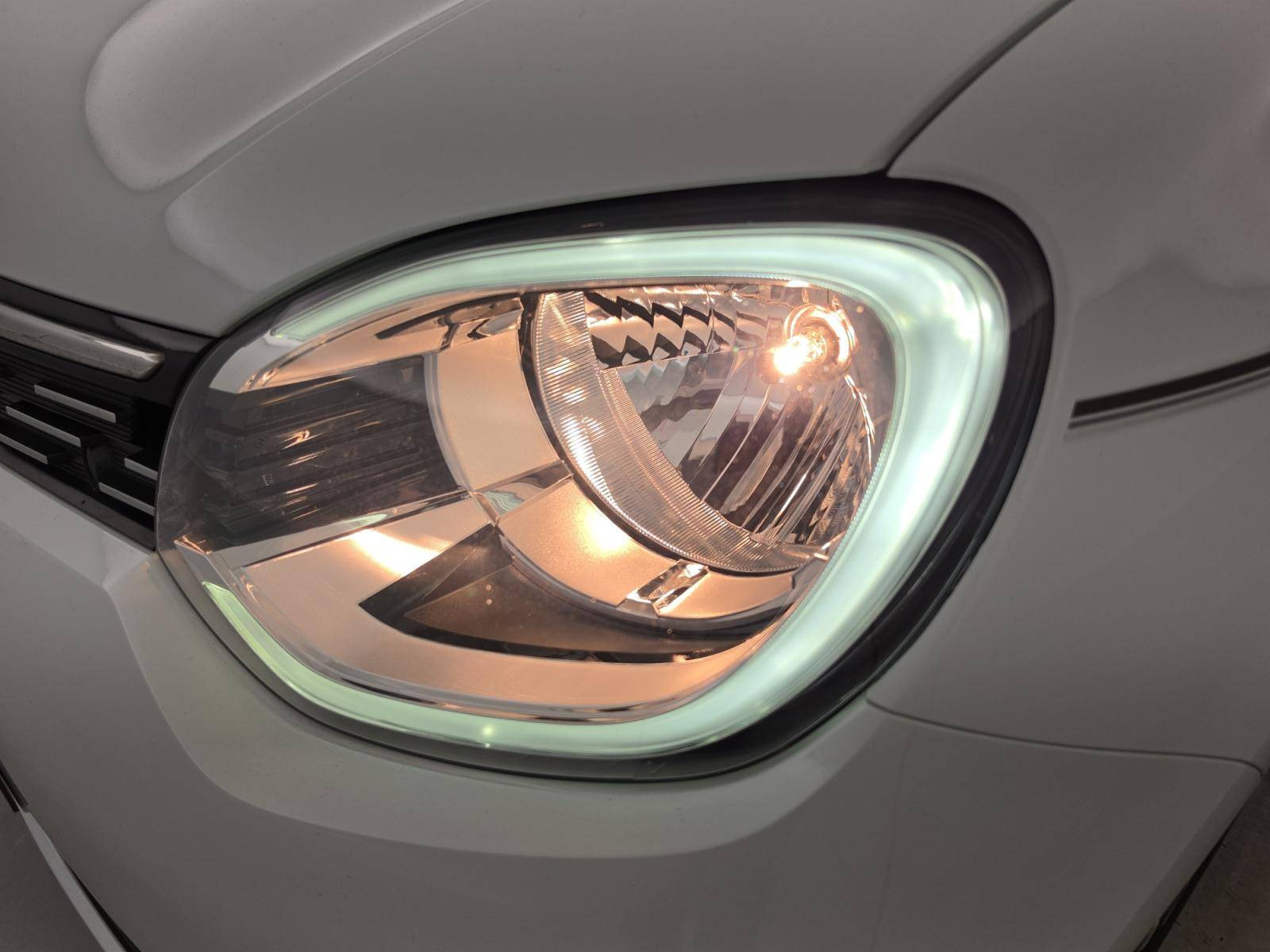 Vente en ligne Renault Twingo Electrique Twingo III E-Tech au prix de 14 490 €