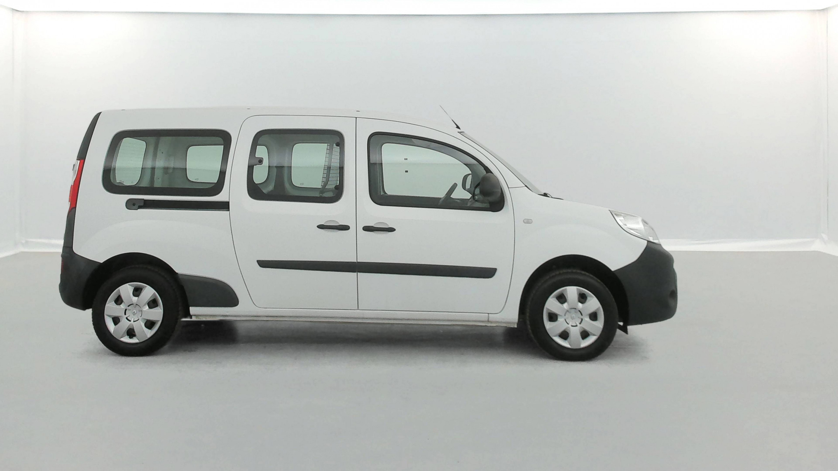 Vente en ligne Renault Kangoo Express  CA BLUE DCI 95 au prix de 12 990 €