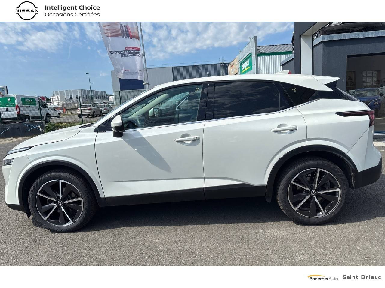 Vente en ligne Nissan Qashqai Qashqai Mild Hybrid 158 ch Xtronic au prix de 23 990 €