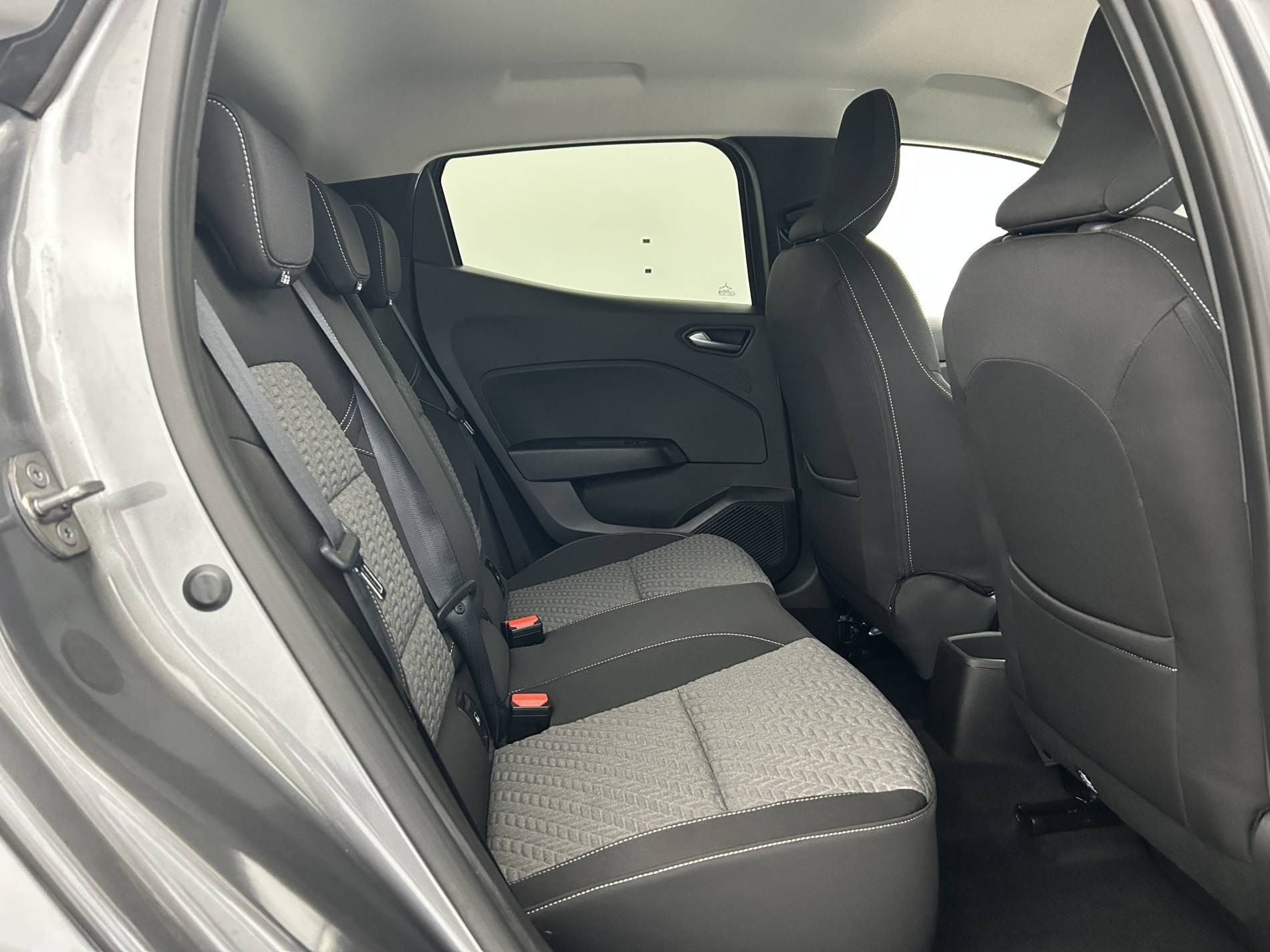 Vente en ligne Renault Clio 5 Clio TCe 90 au prix de 15 490 €