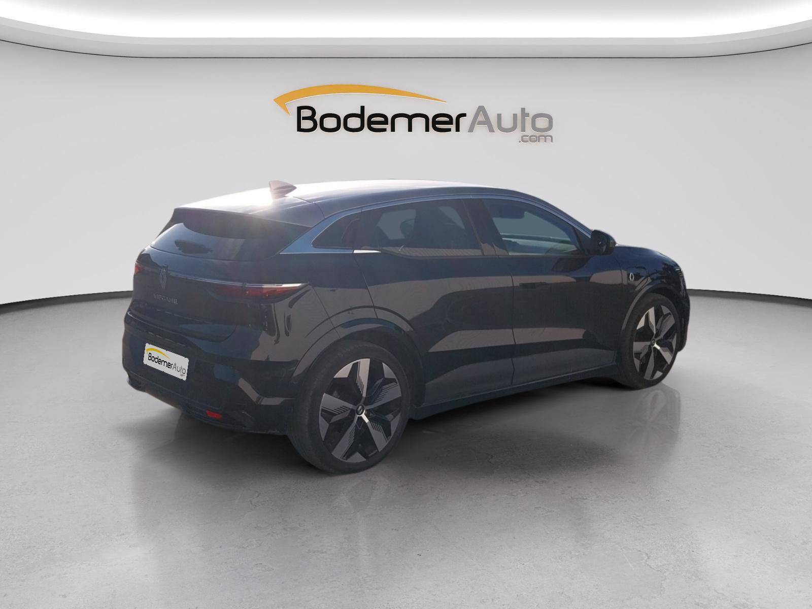 Vente en ligne Renault Megane E-Tech  EV60 220 ch super charge au prix de 25 900 €