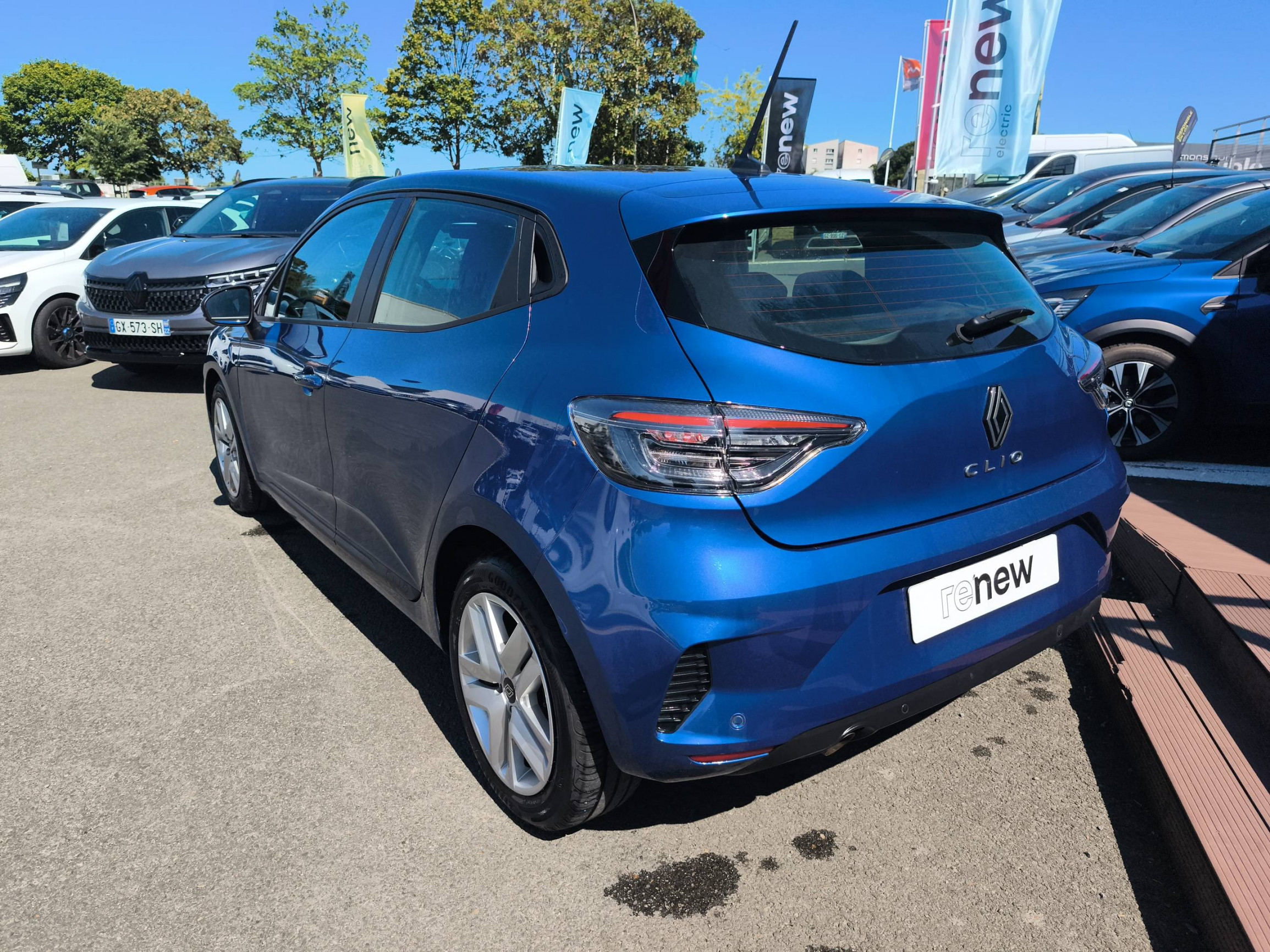 Vente en ligne Renault Clio 5 Clio TCe 90 ch GSR2 au prix de 13 690 €