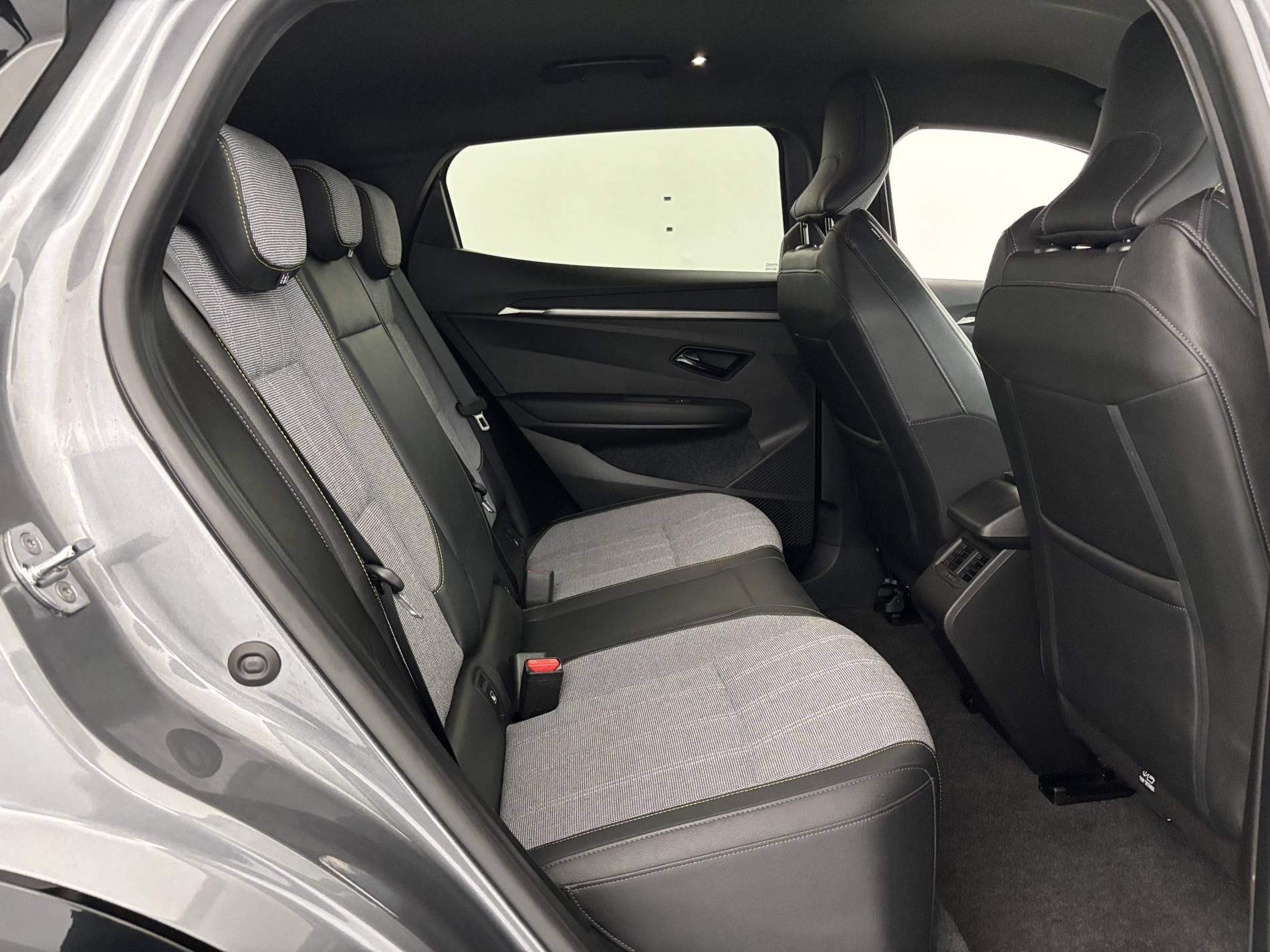 Vente en ligne Renault Megane E-Tech  EV60 220 ch super charge au prix de 24 990 €