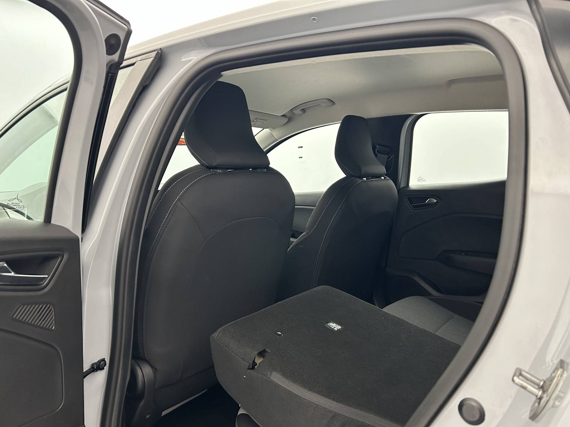 Vente en ligne Renault Clio 5 Clio TCe 90 au prix de 15 790 €